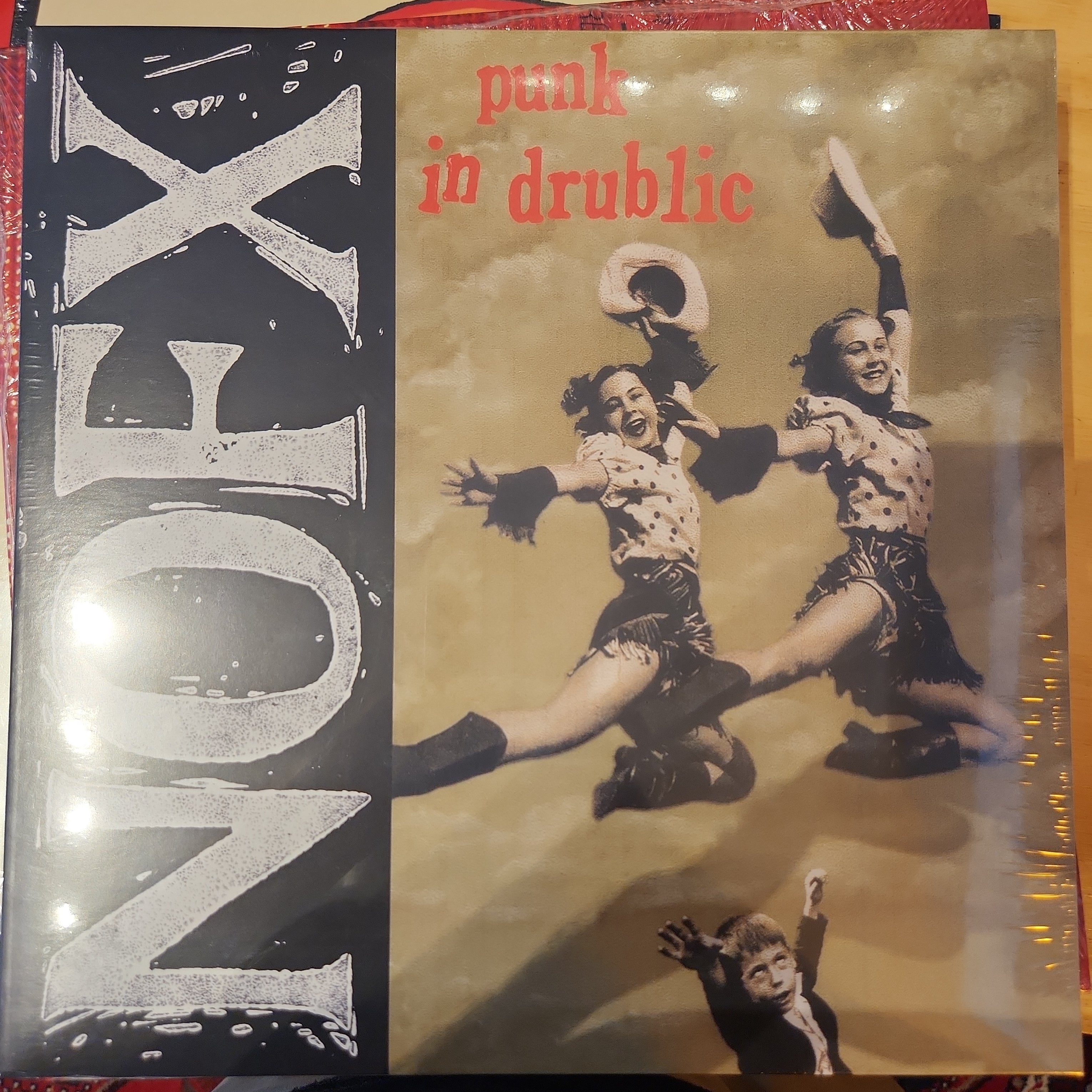 NOFX Punk in Drublic Vinyl LP Record – Punk Rock Music Album for Collectors & Fans – Perfect for Home Listening, Gifts & Music Enthusiasts
