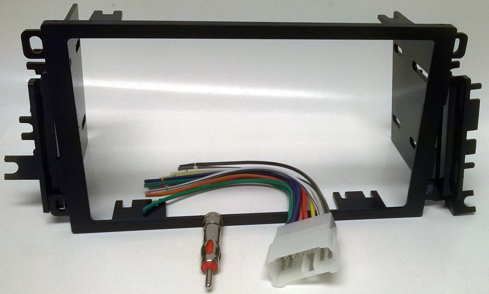 Suzuki Car Radio Installation Kit - Double DIN Dash Kit, Wiring Harness & Antenna Adapter for Vitara (1999-2004), Grand Vitara (1999-2002), XL7 (2001-2002), Esteem (1998-2002), Sidekick (1996-1998) - Perfect for Aftermarket Stereo Upgrade & Seamless Audio System Installation