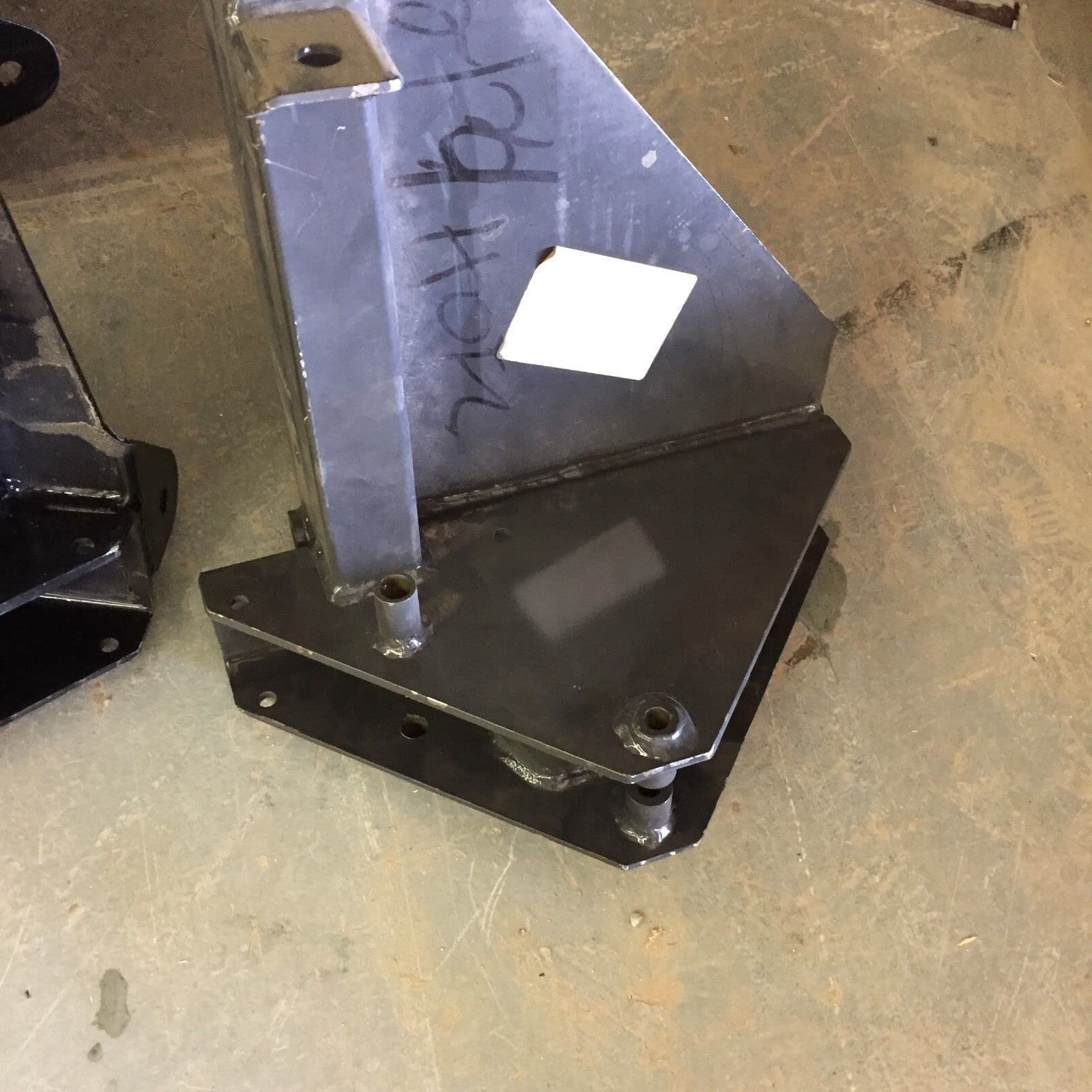 AGCO 6624641 Main Boom Right Hand Hinge - Replacement Part for Tractors & Heavy Equipment - Durable Construction for Farming & Construction Use