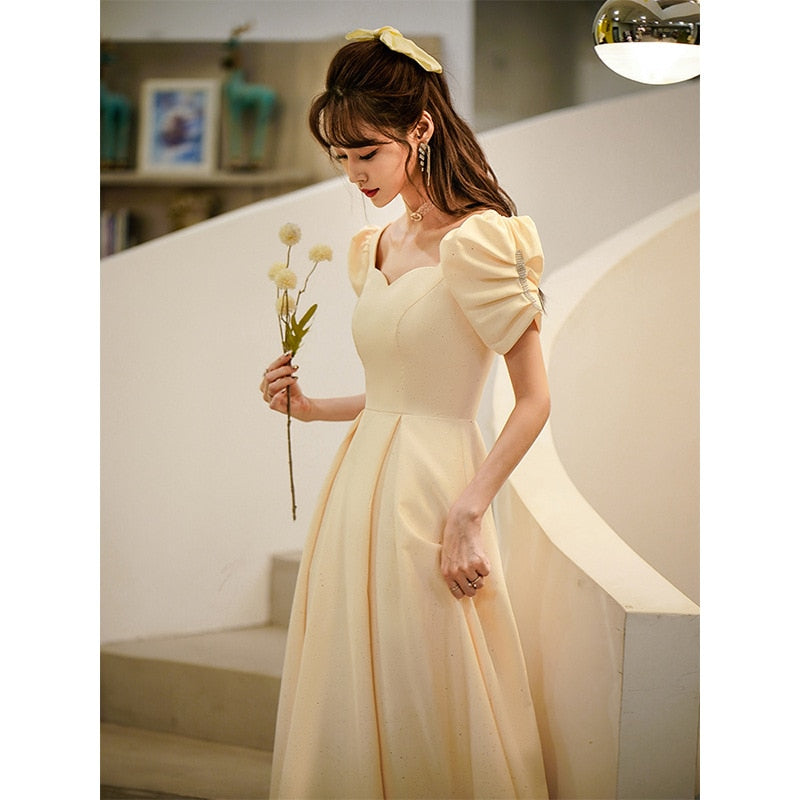 Elegant French Style Champagne Puff Sleeve Long Evening Dress for Women - Perfect for Banquets, Weddings & Formal Events