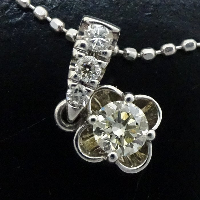 4℃ Diamond Necklace K18WG White Gold - Elegant 18K White Gold Pendant Jewelry for Women, Perfect for Anniversary, Wedding & Special Occasion Gifts