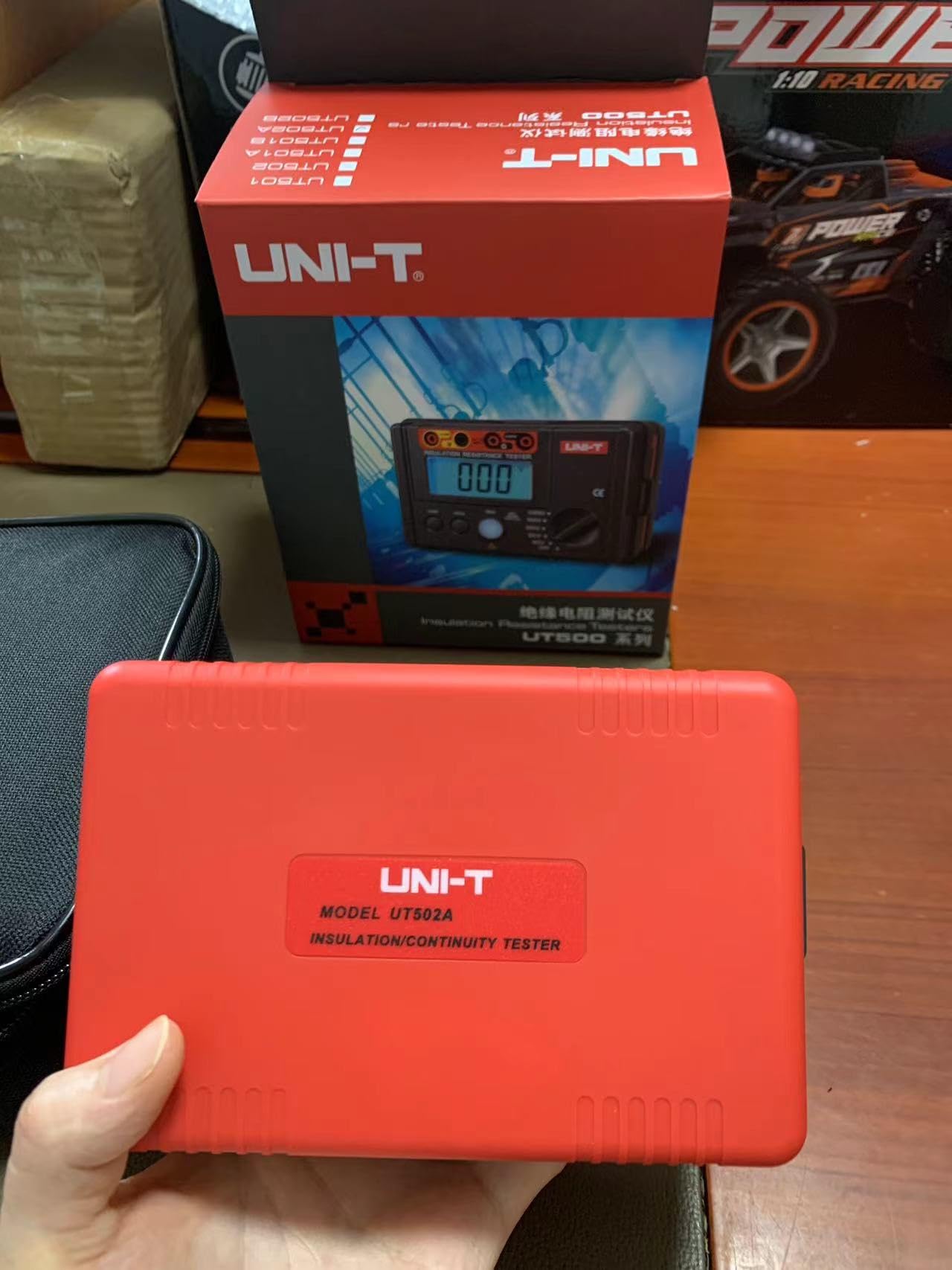 Uni-T UT502A Digital Insulation Resistance Tester - 2000 Count LCD Backlight Display, Earth Resistance & Voltage Meter - Perfect for Electricians, HVAC Technicians & Home Electrical Safety Testing