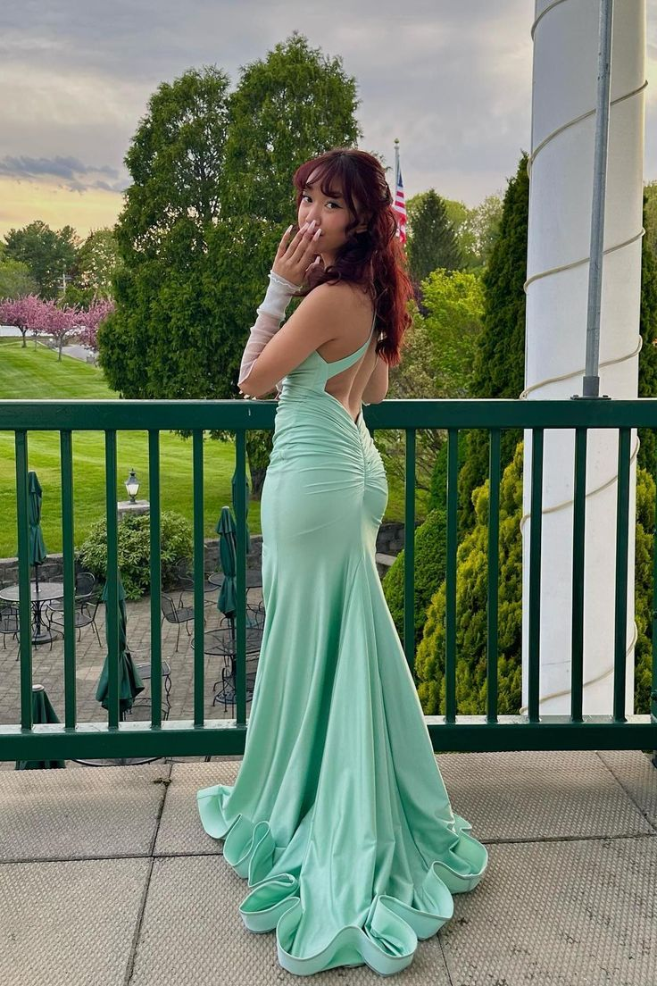 Elegant Backless Mermaid Prom Dress for Women - Formal Evening Gown J6811 | Perfect for Homecoming, Prom Night & Special Occasions