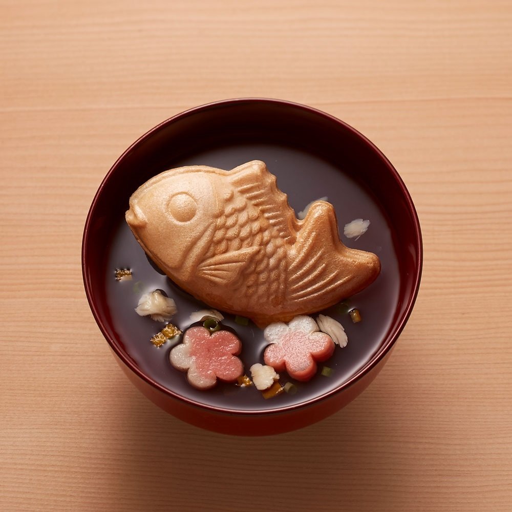 Premium Kyuemon Sea Bream Suimono Clear Soup in Crispy Monaka Wafer - Authentic Japanese Soup (2 Servings) - Perfect for Quick Meals, Gourmet Gifts & Asian Cuisine Lovers