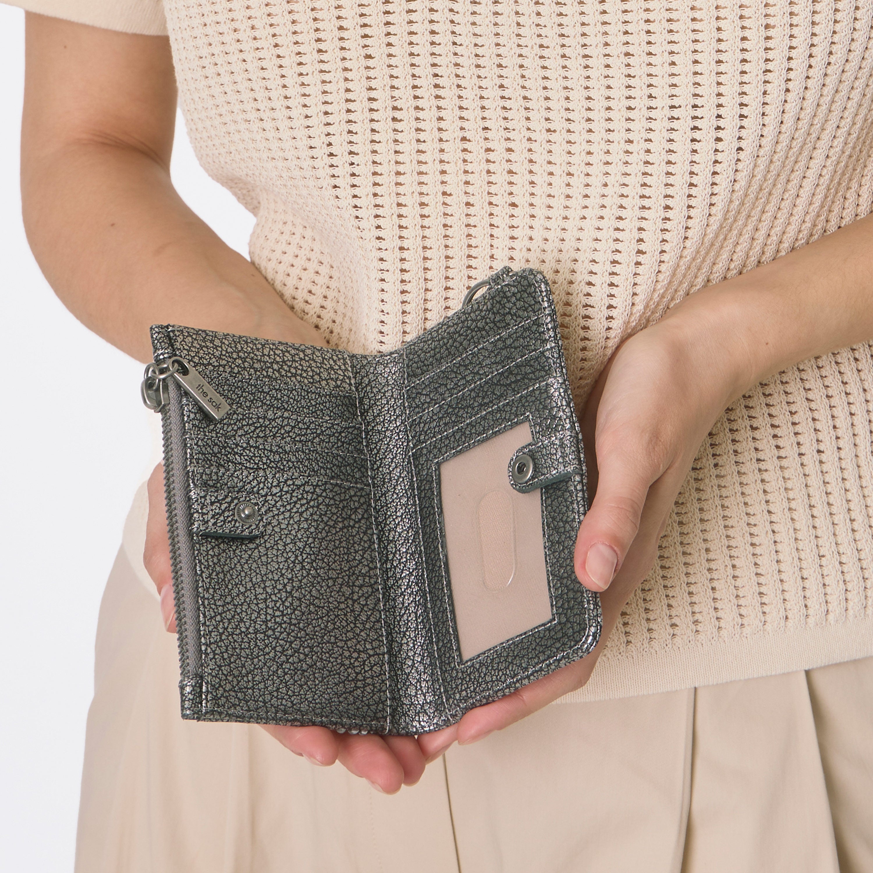 Encino Essential Wallet - Slim RFID Blocking Leather Wallet for Men & Women | Perfect for Travel, Business & Everyday Use