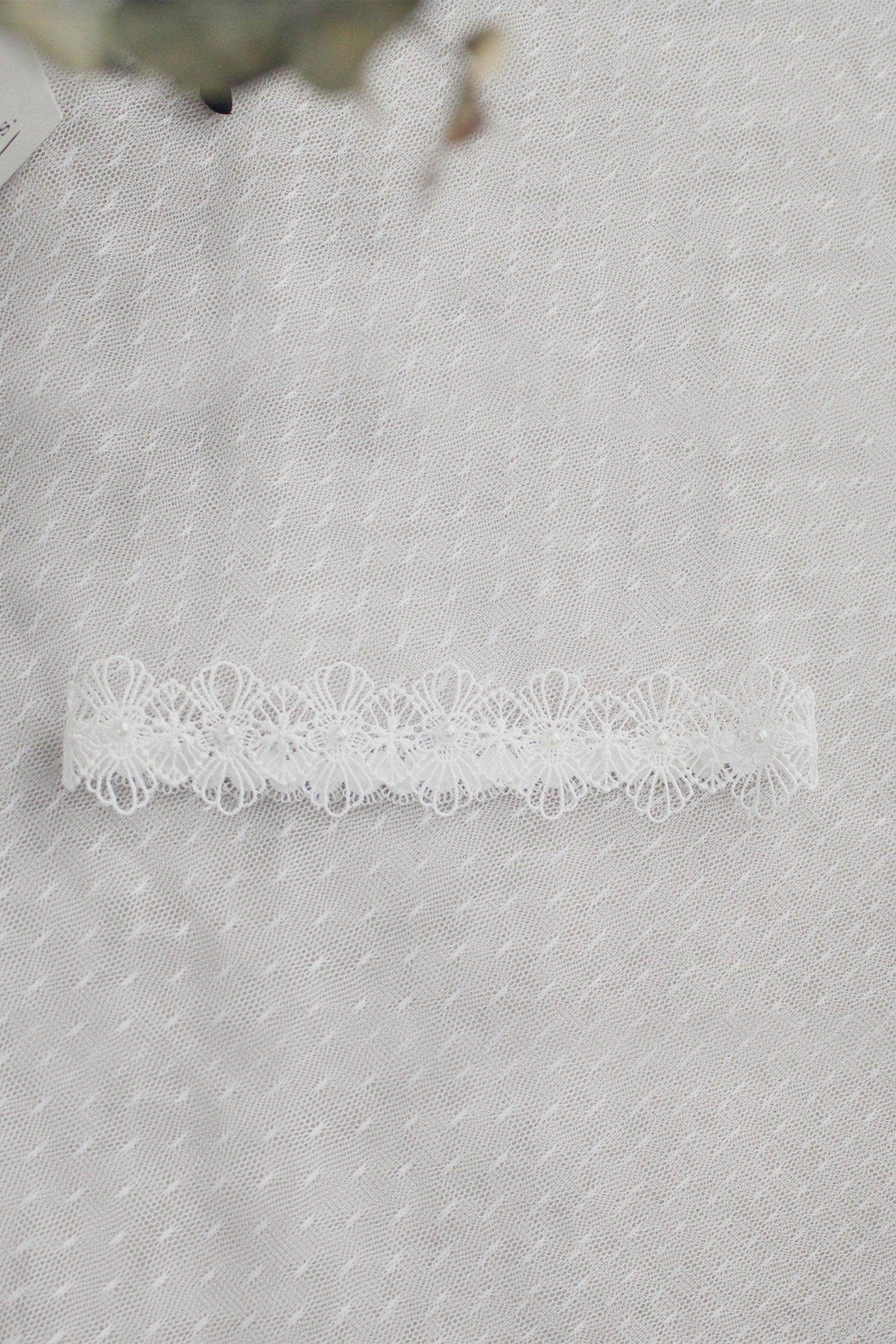 Elegant Pearl Embellished Lace Wedding Garter for Brides - Perfect for 