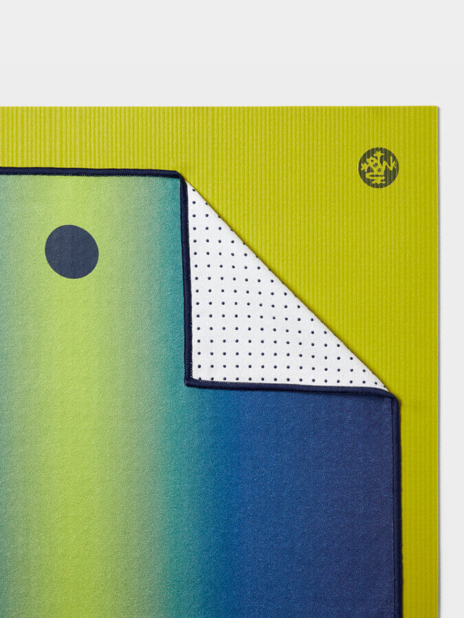 Manduka Yogitoes Non-Slip Yoga Mat Towel 71