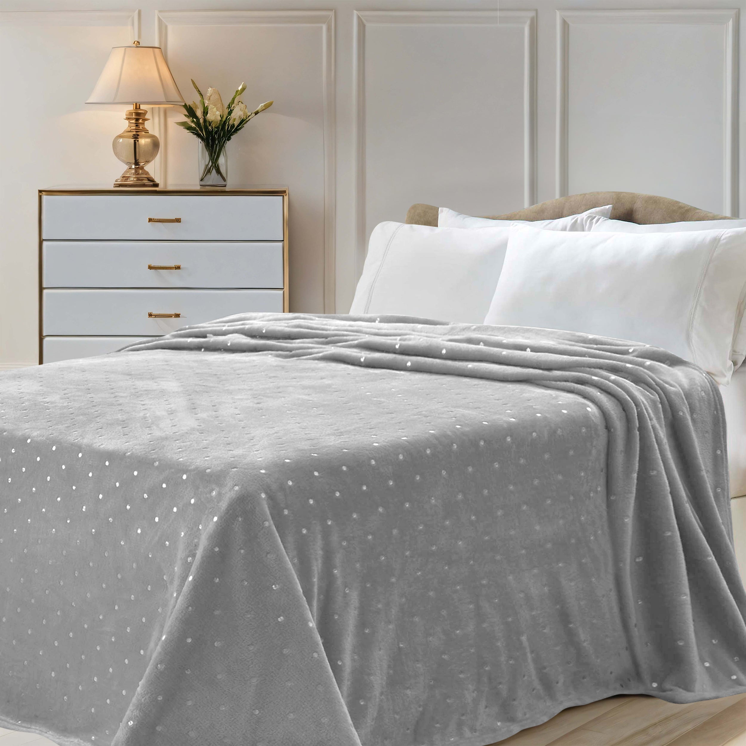 CozySoft Fleece Plush Blanket - Medium Weight, Ultra Soft & Fluffy - Perfect for Sofa, Bed, Couch & Home Decor - Warm Throw Blanket for Winter, Gifts & Cozy Nights