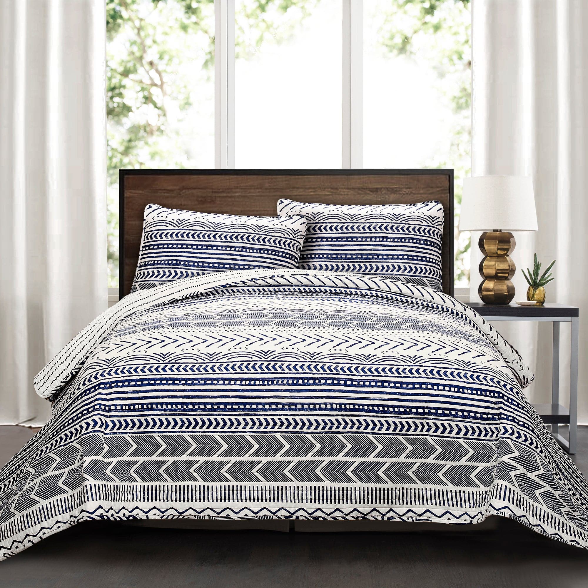 Hygge Geo Quilt 3 Piece Set - Soft Geometric Pattern Bedding for Cozy Bedroom Decor | Perfect for Master Bedroom, Guest Room & Dorm
