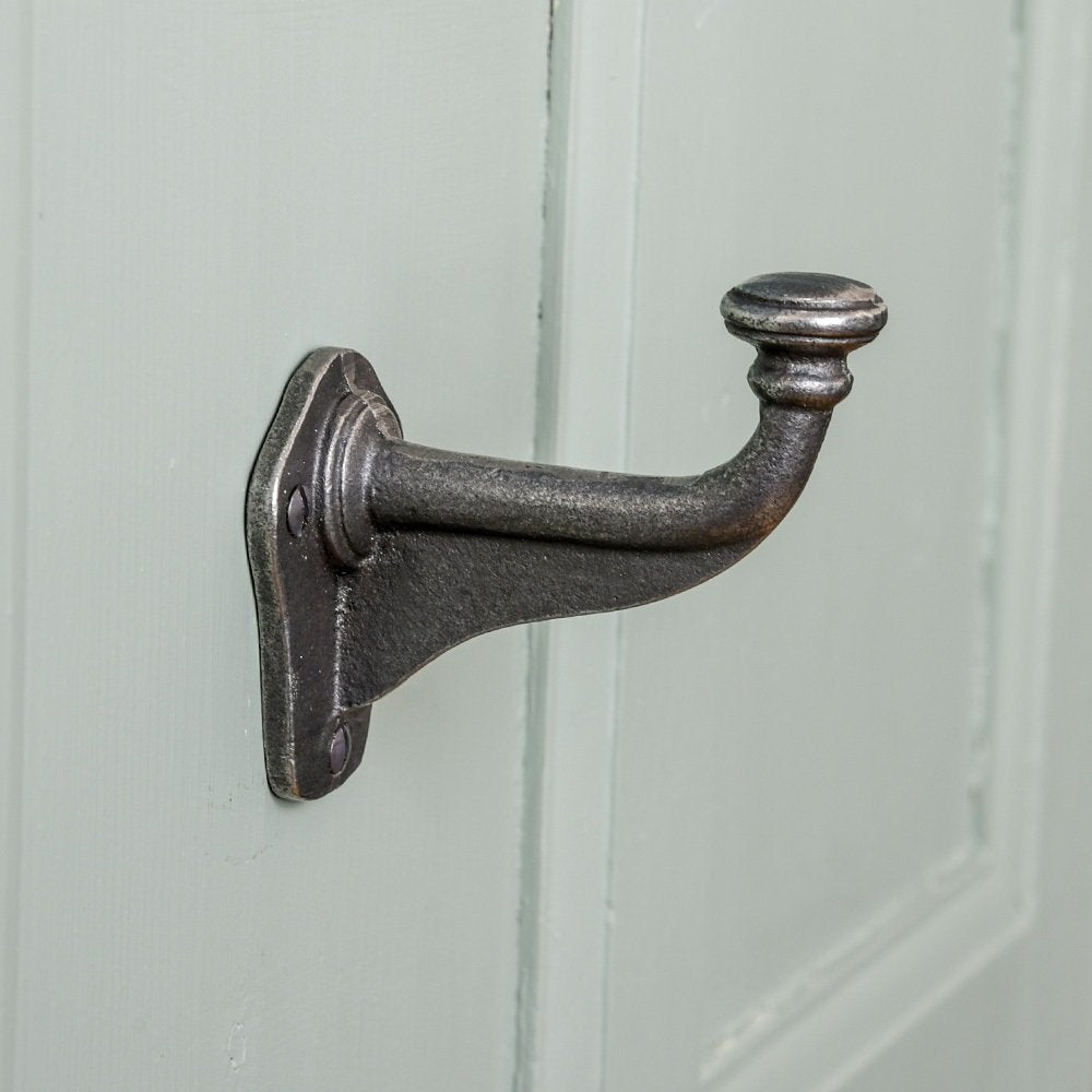 Heavy Duty Cast Iron Boot Room Hook - Rustic Wall Mounted Organizer for Coats, Hats & Bags - Perfect for Entryway, Mudroom & Garage Storage