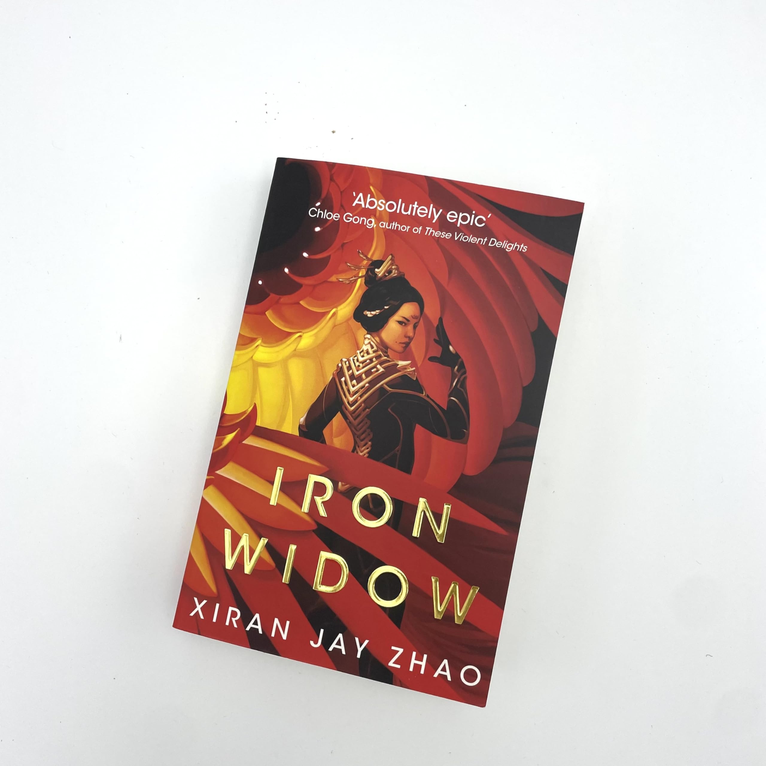 Iron Widow - Sci-Fi Fantasy Novel by Xiran Jay Zhao | Dystopian Mecha Adventure | Perfect for Fans of Pacific Rim & The Handmaid's Tale | Great for Book Clubs & Sci-Fi Enthusiasts
