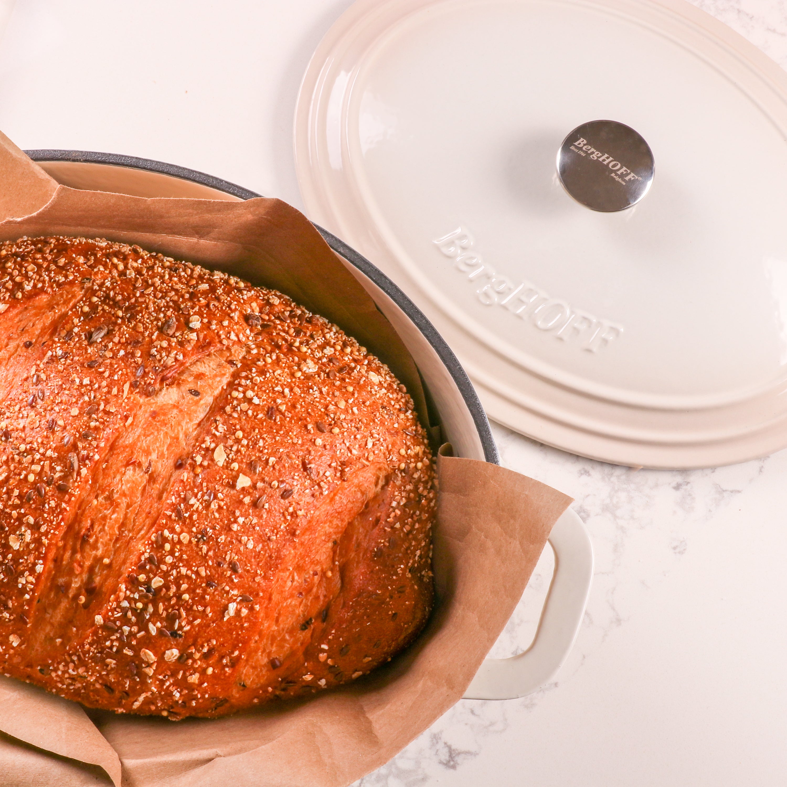 BergHOFF Neo Cast Iron 8qt Oval Dutch Oven with Lid - 13 Inch Enameled Cookware for Braising, Roasting & Baking - Perfect for Soups, Stews, Bread & Family Meals