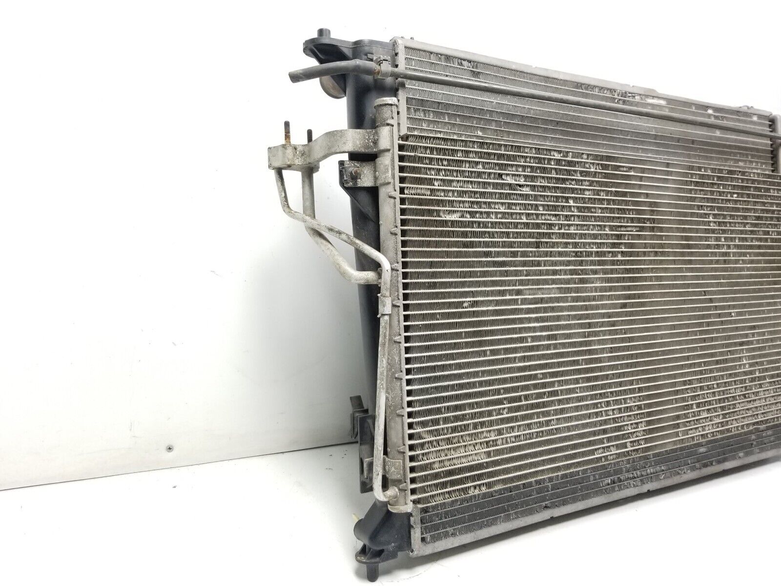 2006-2010 Hyundai Azera Radiator Condenser Cooling Fan Assembly 3.8L V6 OEM Replacement - Perfect for Engine Cooling System Repair & Maintenance