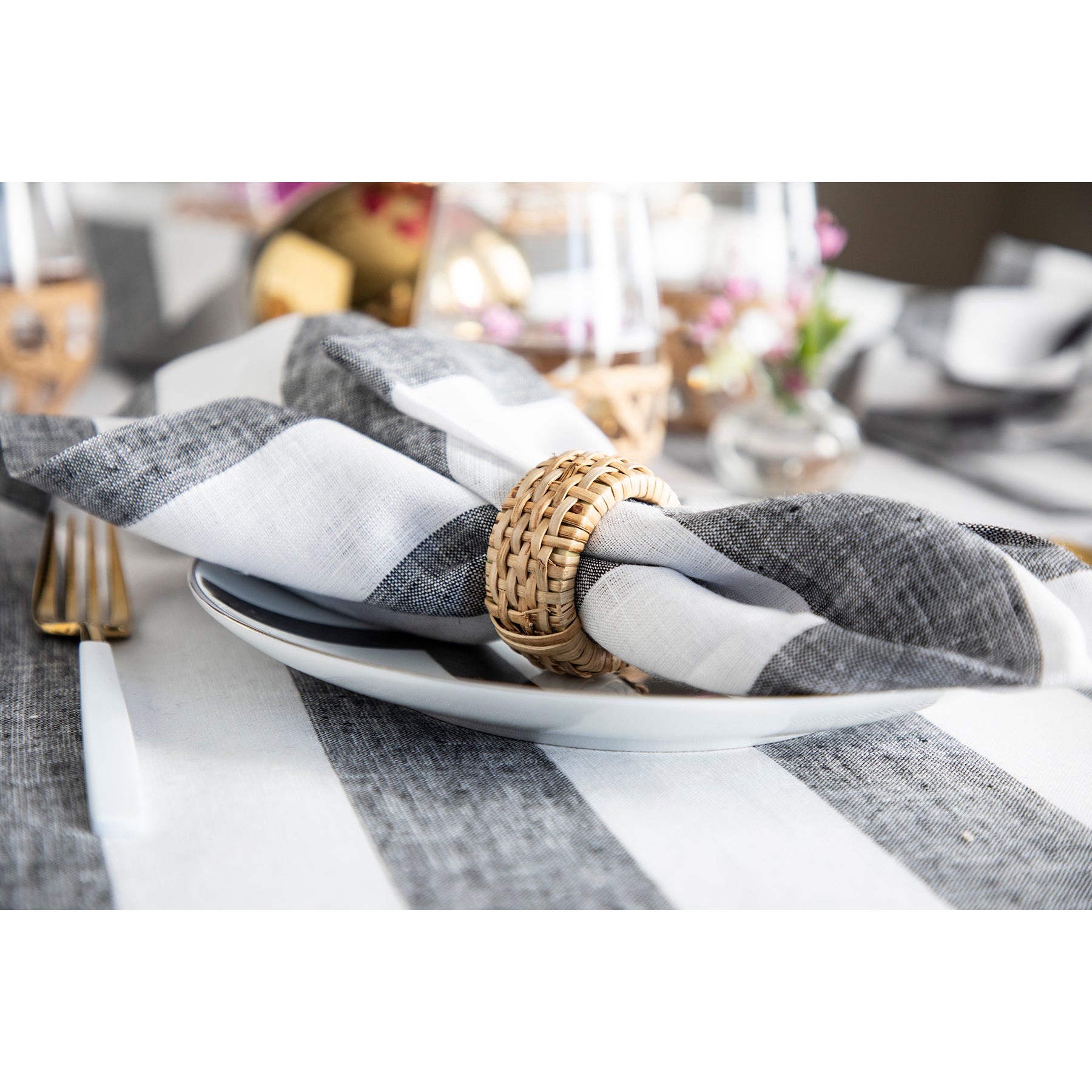 Premium Cabana Stripe Cotton Napkins Set of 12 - Soft & Absorbent for Beach Parties, Picnics & Outdoor Dining - Blue & White Striped Decorative Table Linens