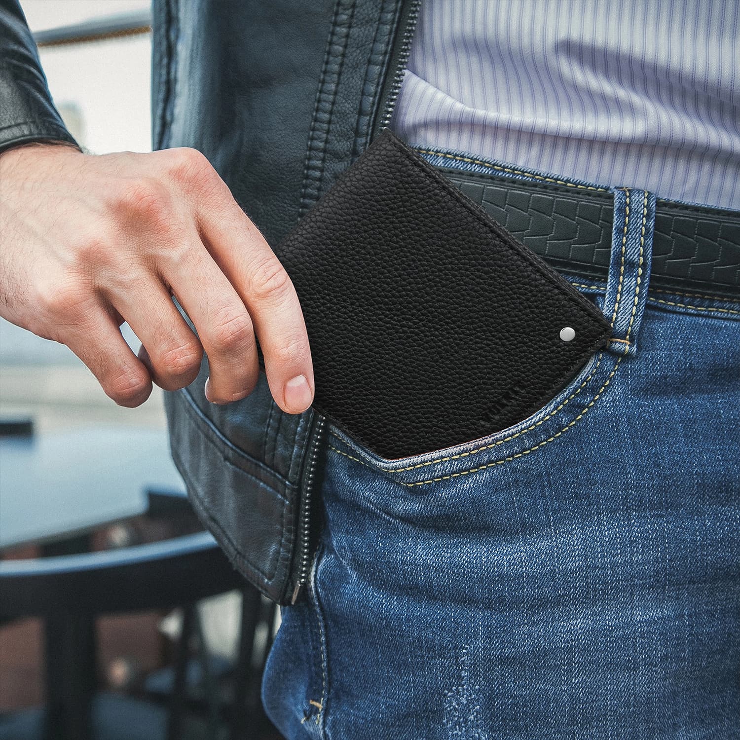 VW119P Ultra Thin RFID Blocking Genuine Leather Bifold Wallet for Men - Slim & Secure Credit Card Holder for Everyday Use & Travel