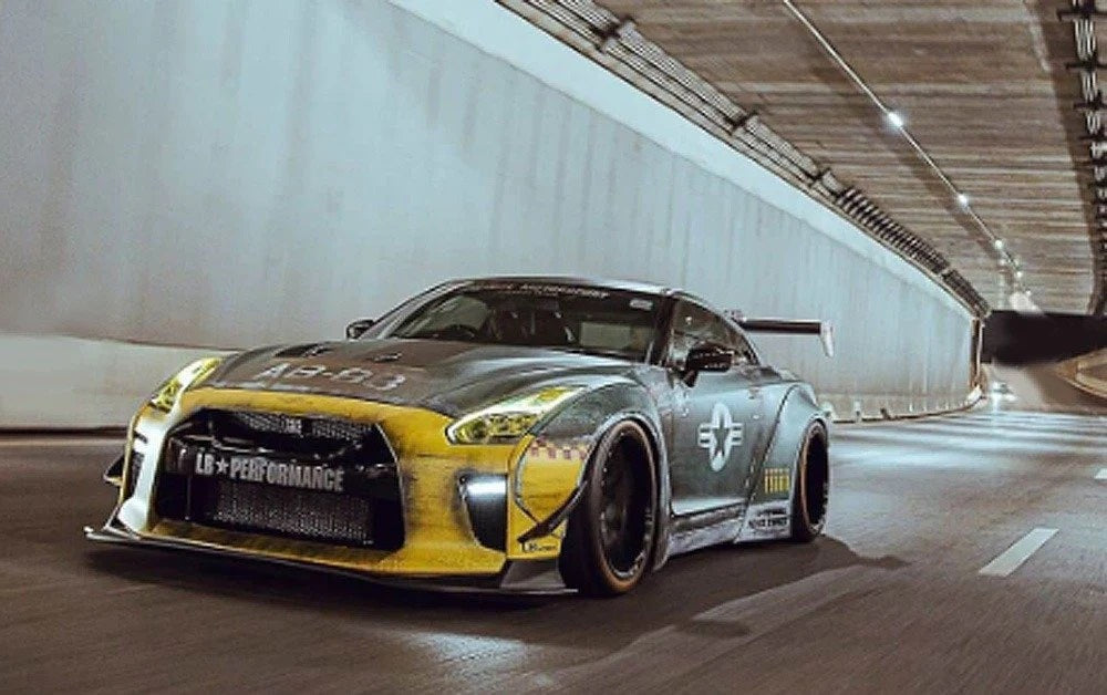 1:18 Scale Nissan GT-R R35 Type 2 Diecast Car Model - Matte Green Finish - Collectible Sports Car for Display & Racing Enthusiasts - Perfect for Home Office Decoration & Car Show Collections