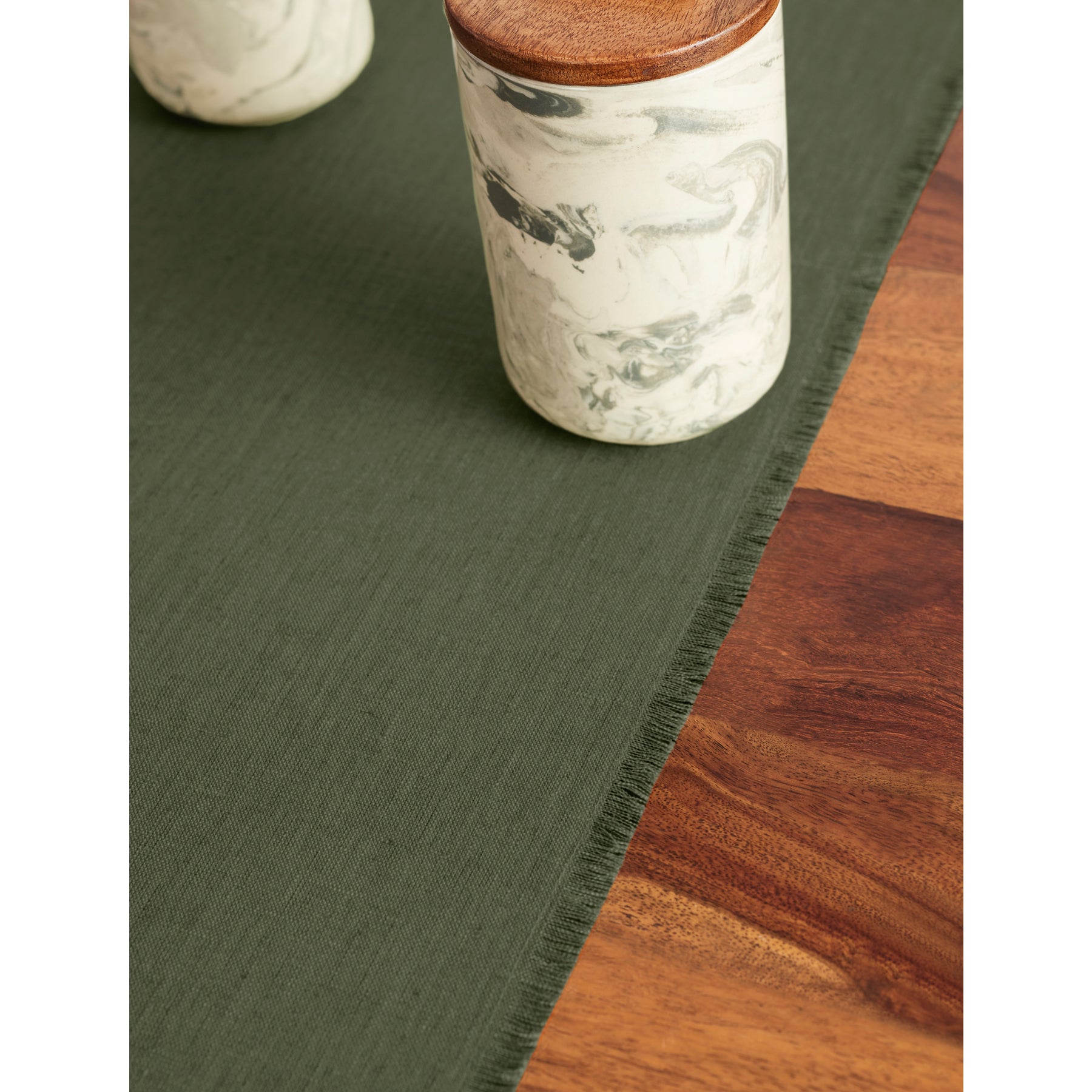 Elegant Fringe Table Runner for Dining Room Decor - Perfect for Weddings, Parties, and Home Decor