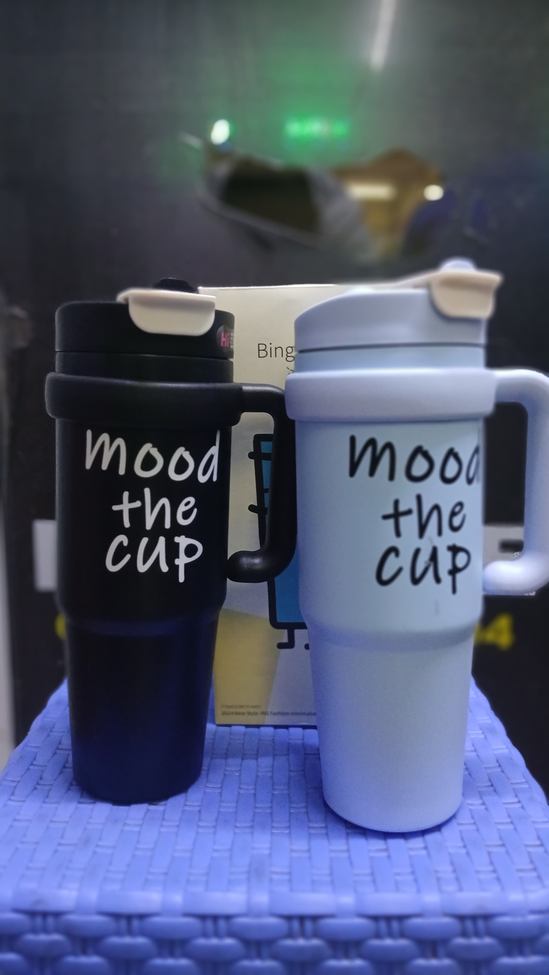 Premium Insulated Travel Mug - 20oz Stainless Steel Vacuum Flask, Leak-Proof & Heat Retention (Black & Light Blue) - Perfect for Coffee, Tea & Hot Drinks On The Go, Office Commute & Outdoor Adventures