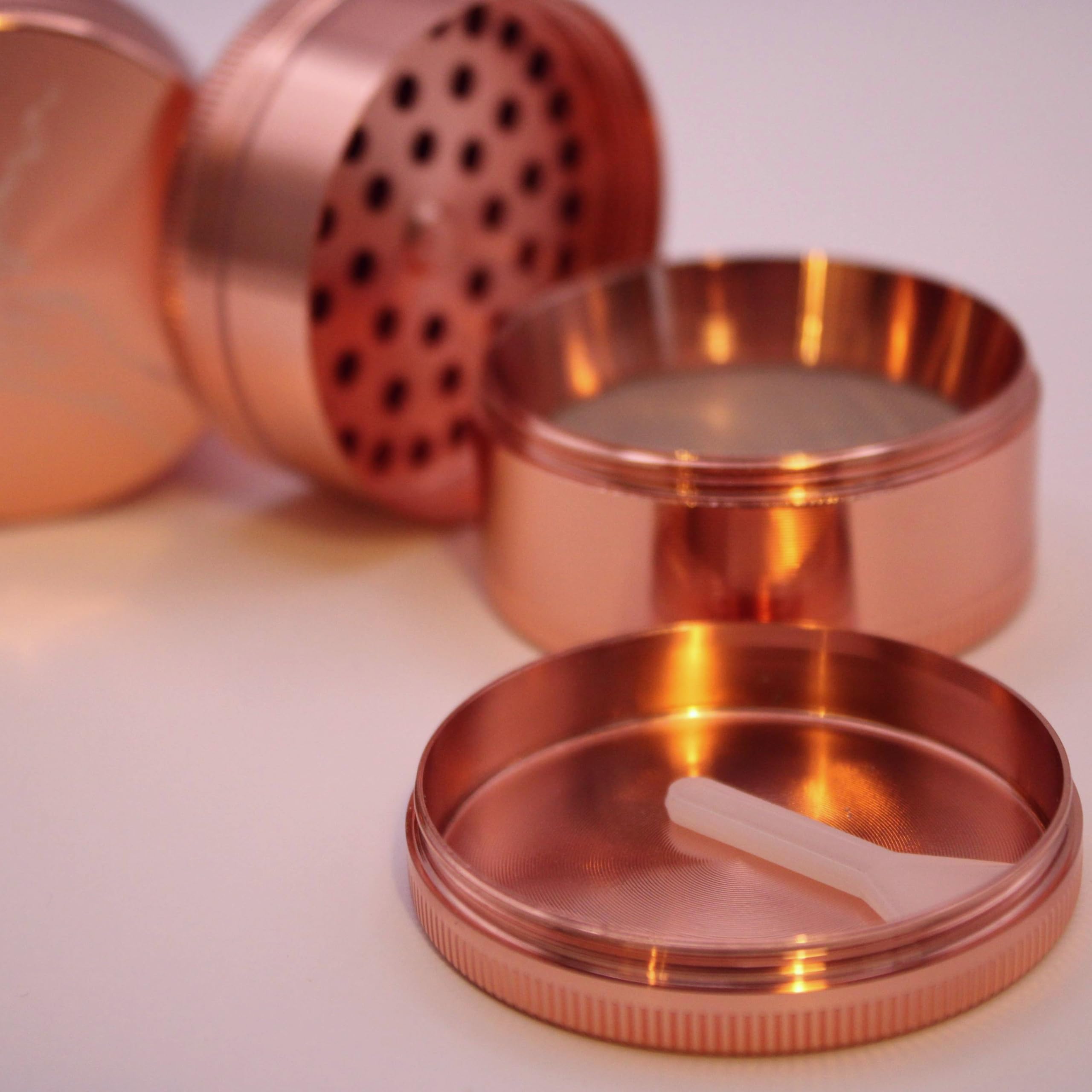Premium 4-Piece Pink Metal Herb Grinder with Pollen Catcher - Sharp Diamond Teeth & Magnetic Lid - Perfect for Grinding Dry Herbs, Spices & Tobacco - Ideal for Cooking, Baking & Aromatherapy Use