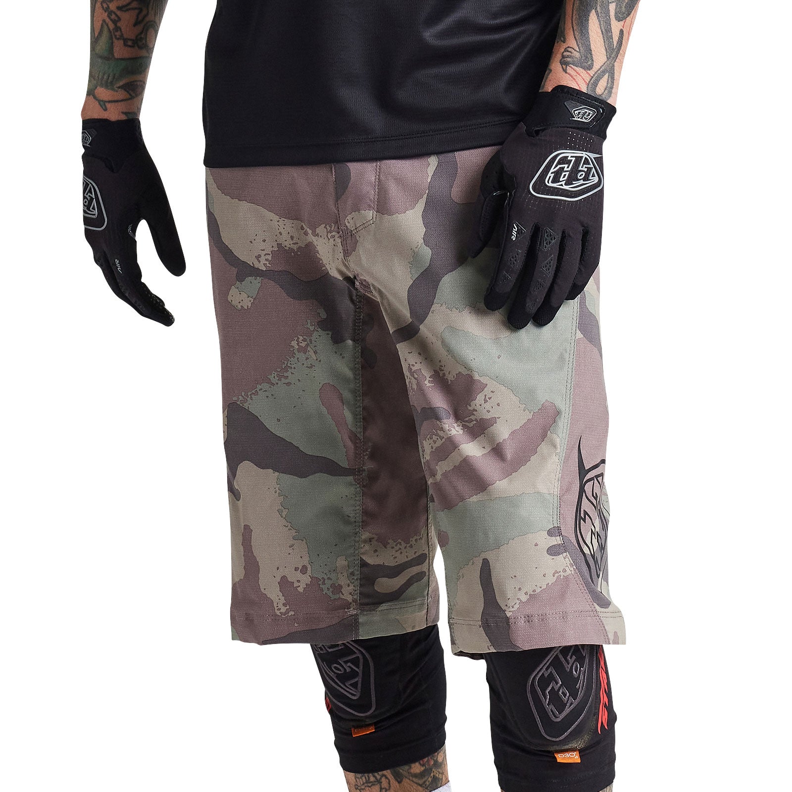 Flowline Short with Liner Camo Woodland - Comfortable Outdoor Hiking & Camping Shorts for Men