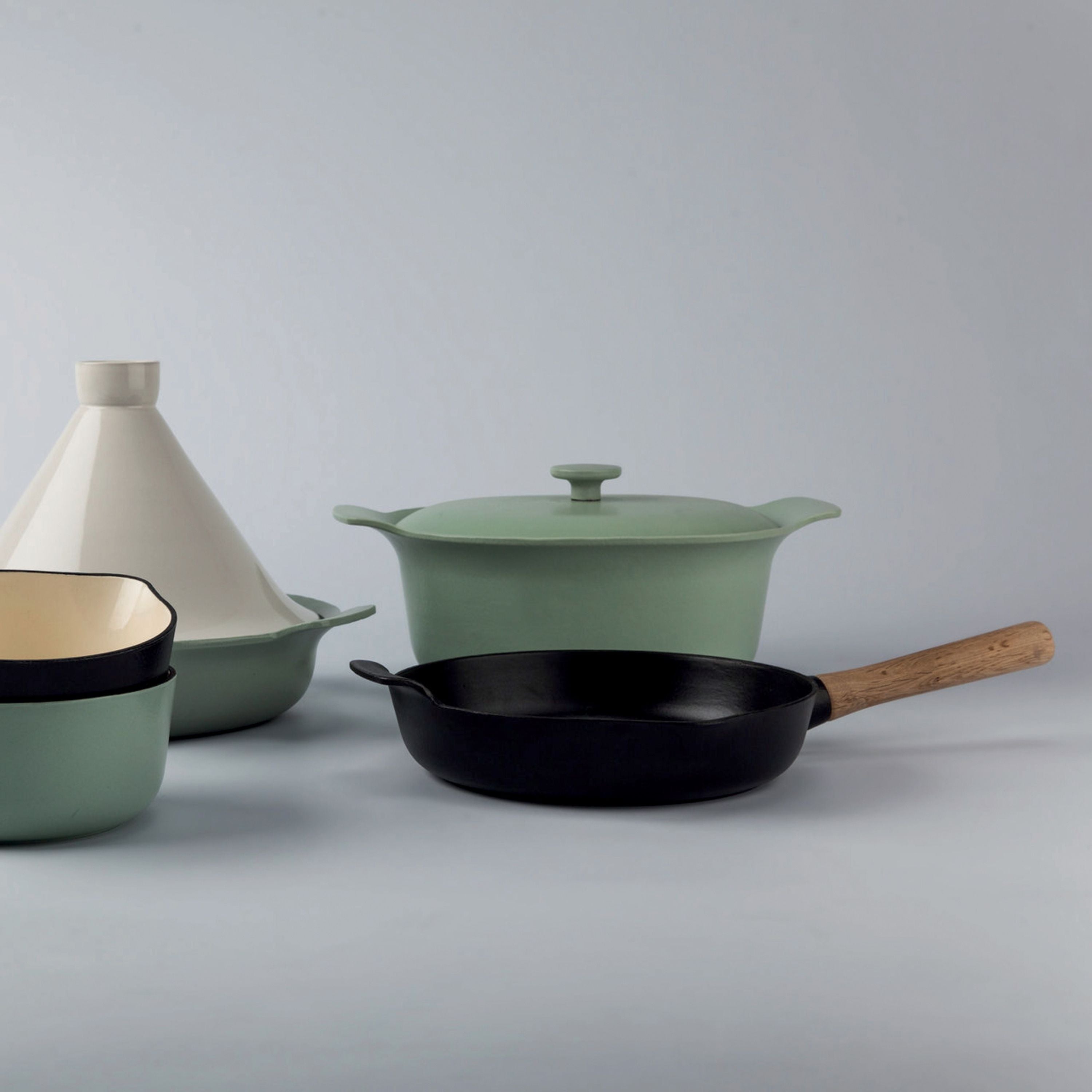 BergHOFF Ron 5-Piece Cast Iron Cookware Starter Set in Green – Perfect for Searing, Braising & Baking – Ideal for Home Chefs & Kitchen Enthusiasts