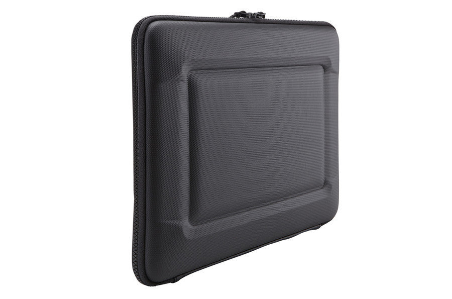 Thule Gauntlet 3.0 MacBook Sleeve 13-15 Inch - Protective Laptop Case for MacBook Pro/Air - Water-Resistant & Shockproof - Perfect for Travel, Work & School (Black)