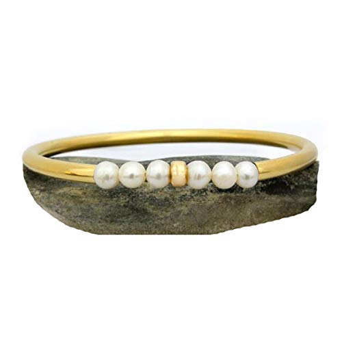 Pearl Beaded-Bangle