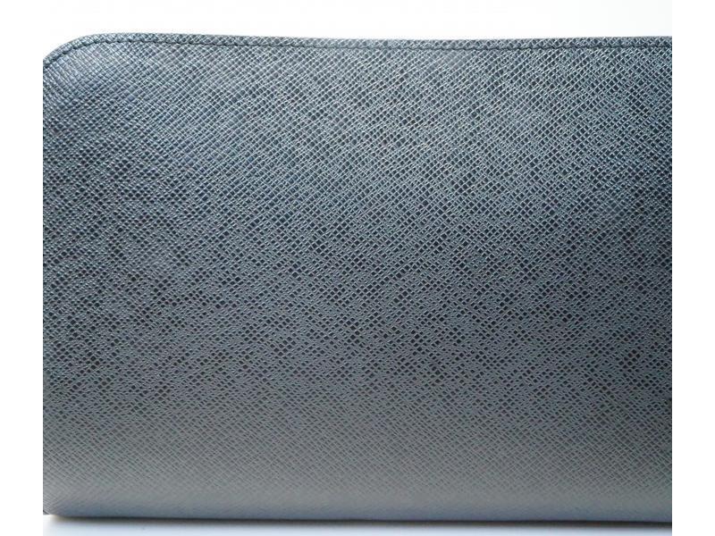 Authentic Pre-Owned Louis Vuitton Taiga Black Ardoise Pochette Baikal Clutch Bag Purse M30182 181067 - Luxury Vintage Clutch for Evening Parties, Weddings & Special Occasions