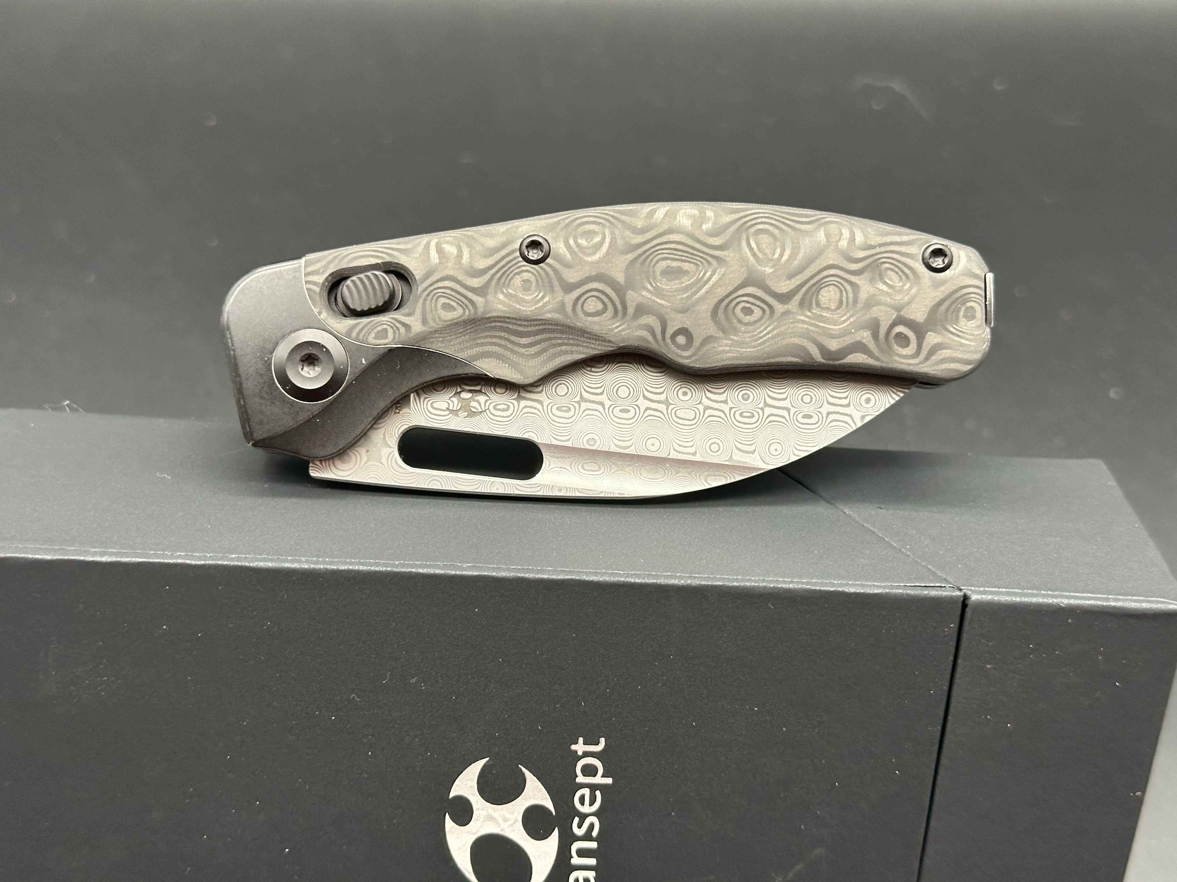 KANSEPT VIVID Blackwash Titanium & Rose Carbon Fiber Handle Damascus Plain Edge Folding Knife - EDC, Outdoor Survival, Camping & Tactical Use