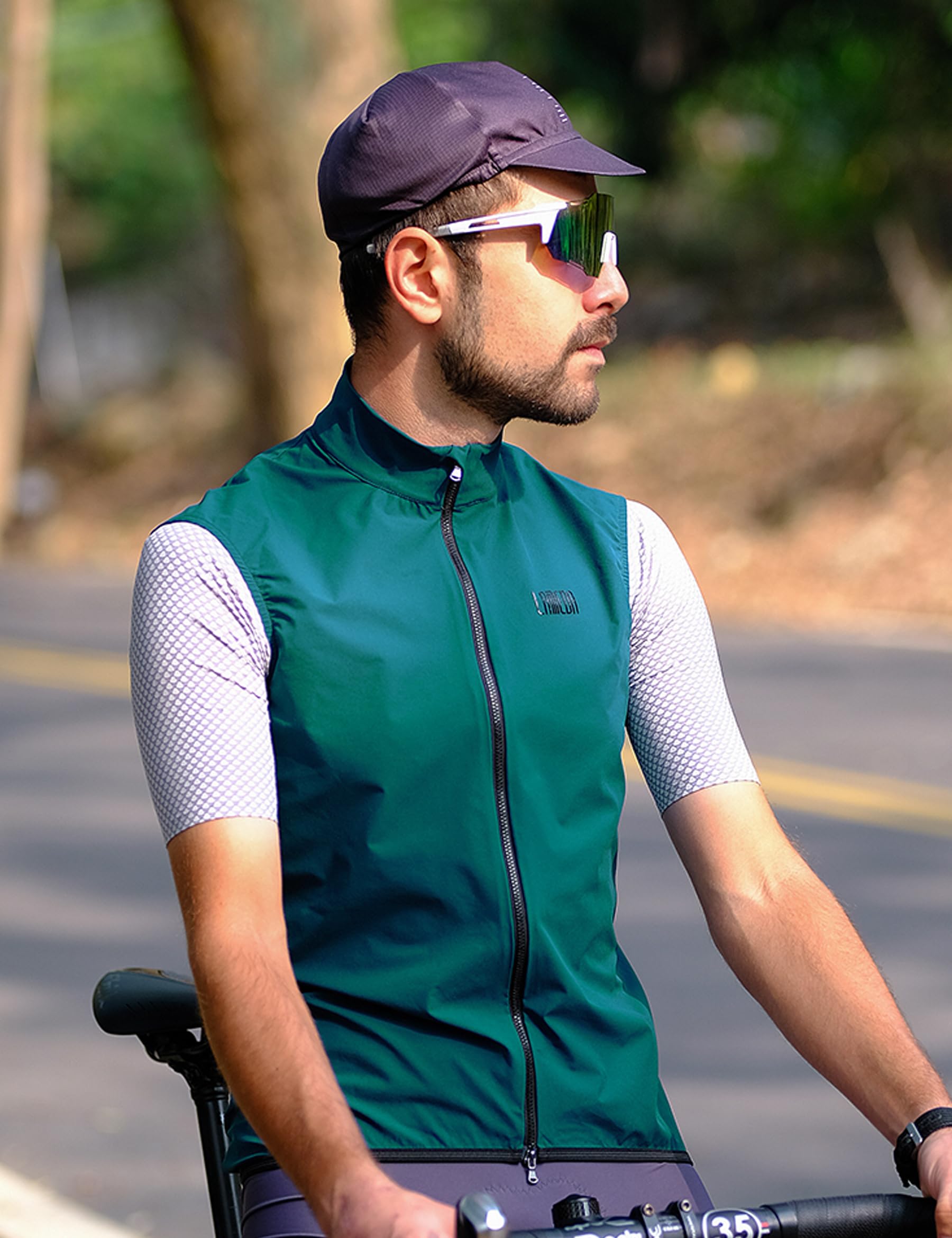 Men's & Women's Windproof Cycling Jacket - Lightweight, Packable Bicycle Windbreaker for Outdoor Sports & Commuting