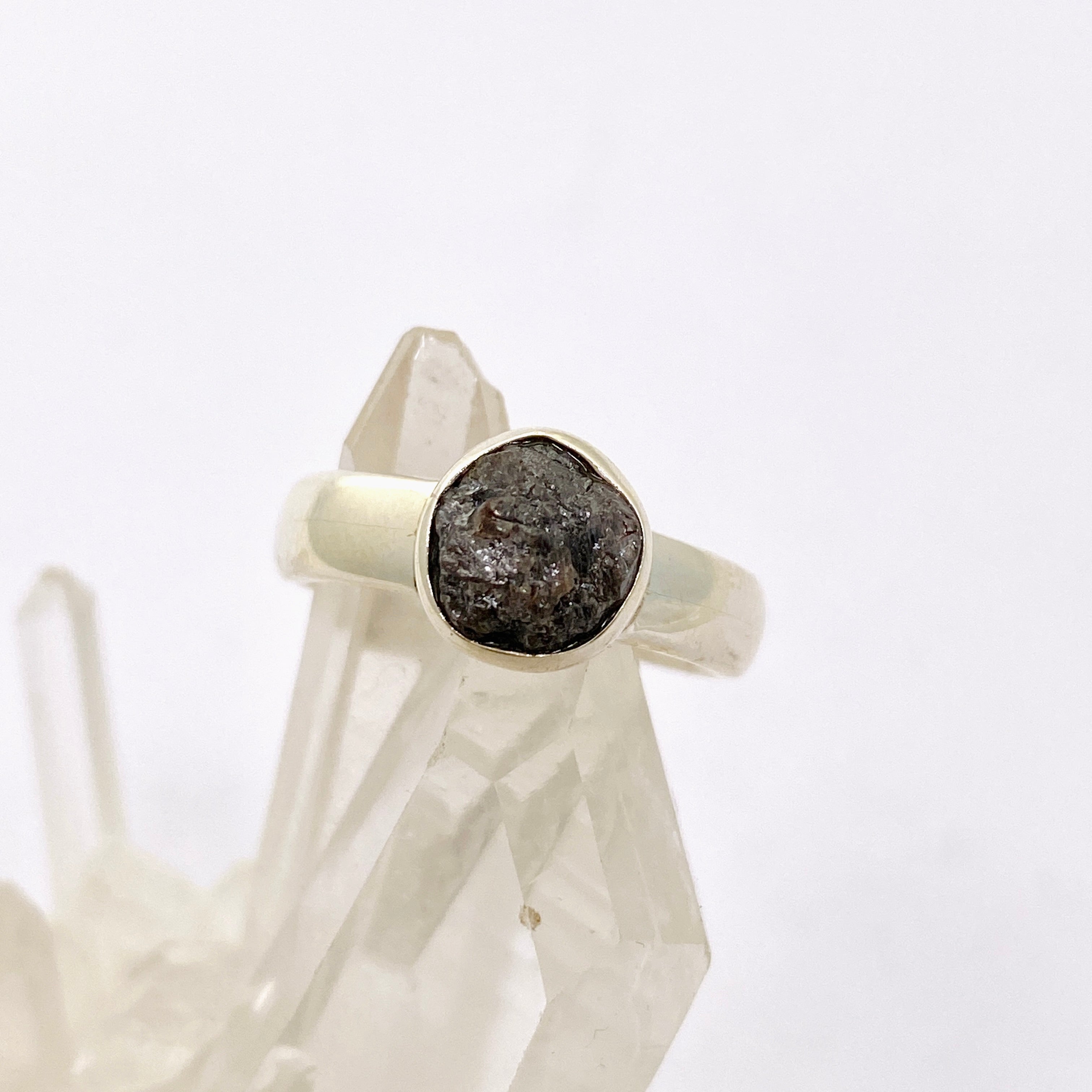 Natural Rough Diamond Round Raw Ring - Size 6 (PRGJ886) for Women's Jewelry, Engagement, Wedding & Special Occasions