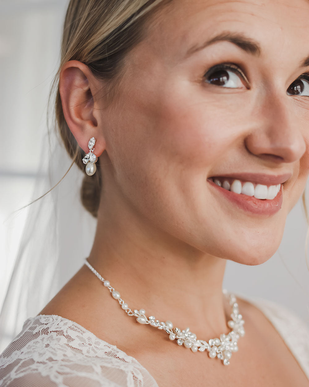 Elegant Pearl Jewelry Set for Women - Necklace, Earrings & Bracelet Gift Set | Perfect for Weddings, Parties & Special Occasions