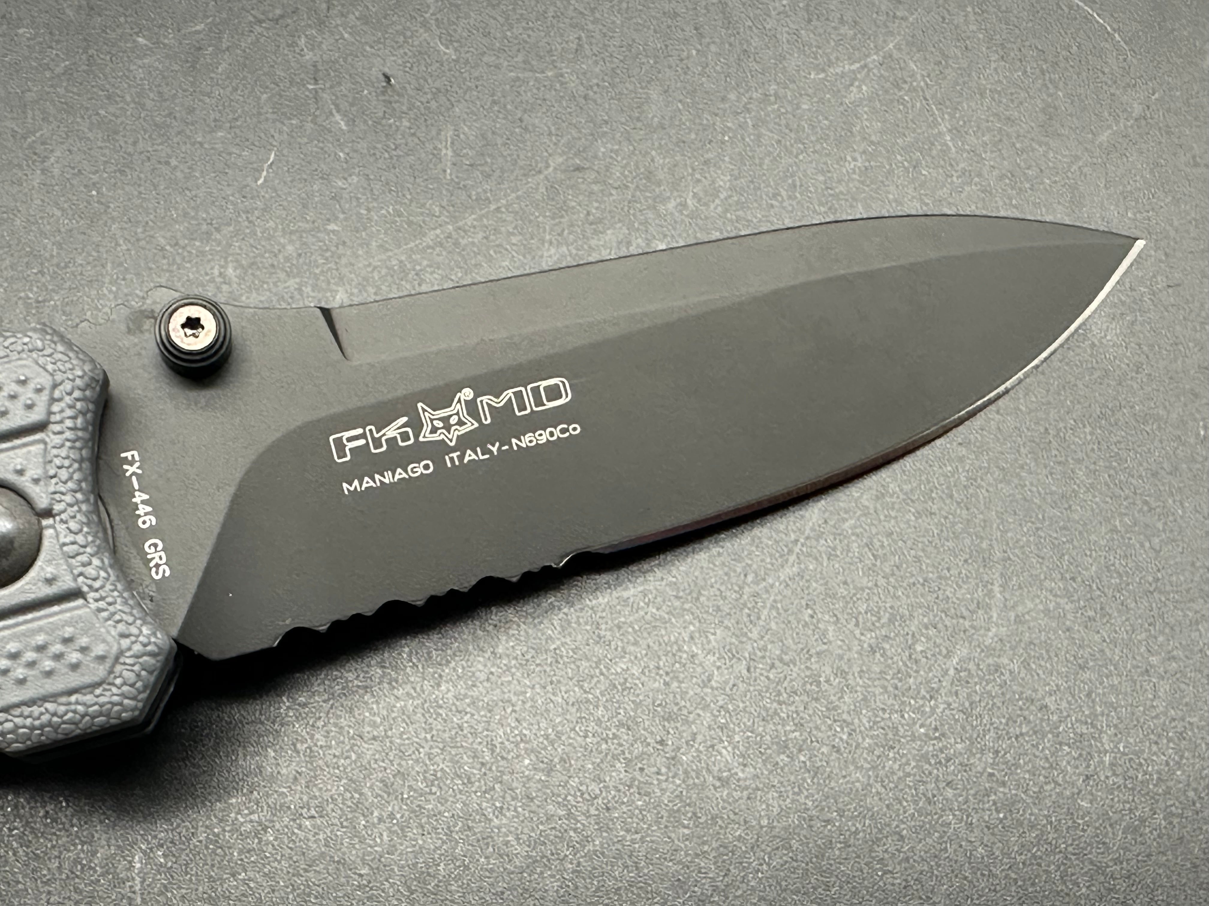 Fox Knives Predator FX-446 Grey Wolf Serrated Hunting Knife - Durable Outdoor Survival Knife for Camping, Hunting & Bushcraft