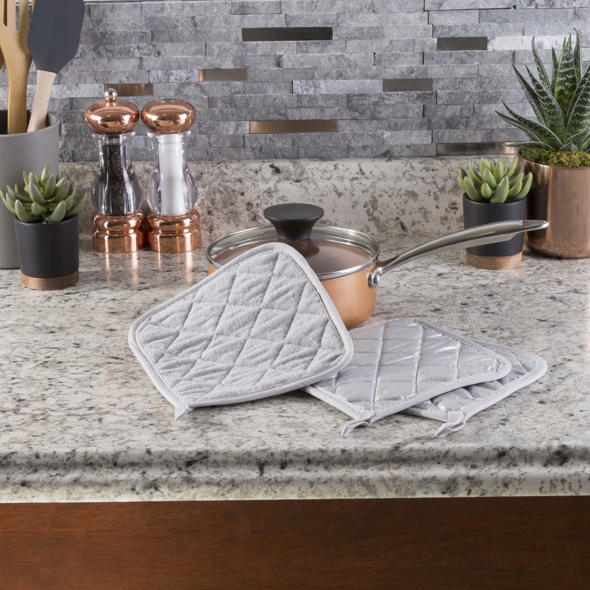 Lavish Home 3-Piece Heat Resistant Quilted Cotton Pot Holder Set - Silver | Oven Mitts for Baking, Cooking & Kitchen Safety