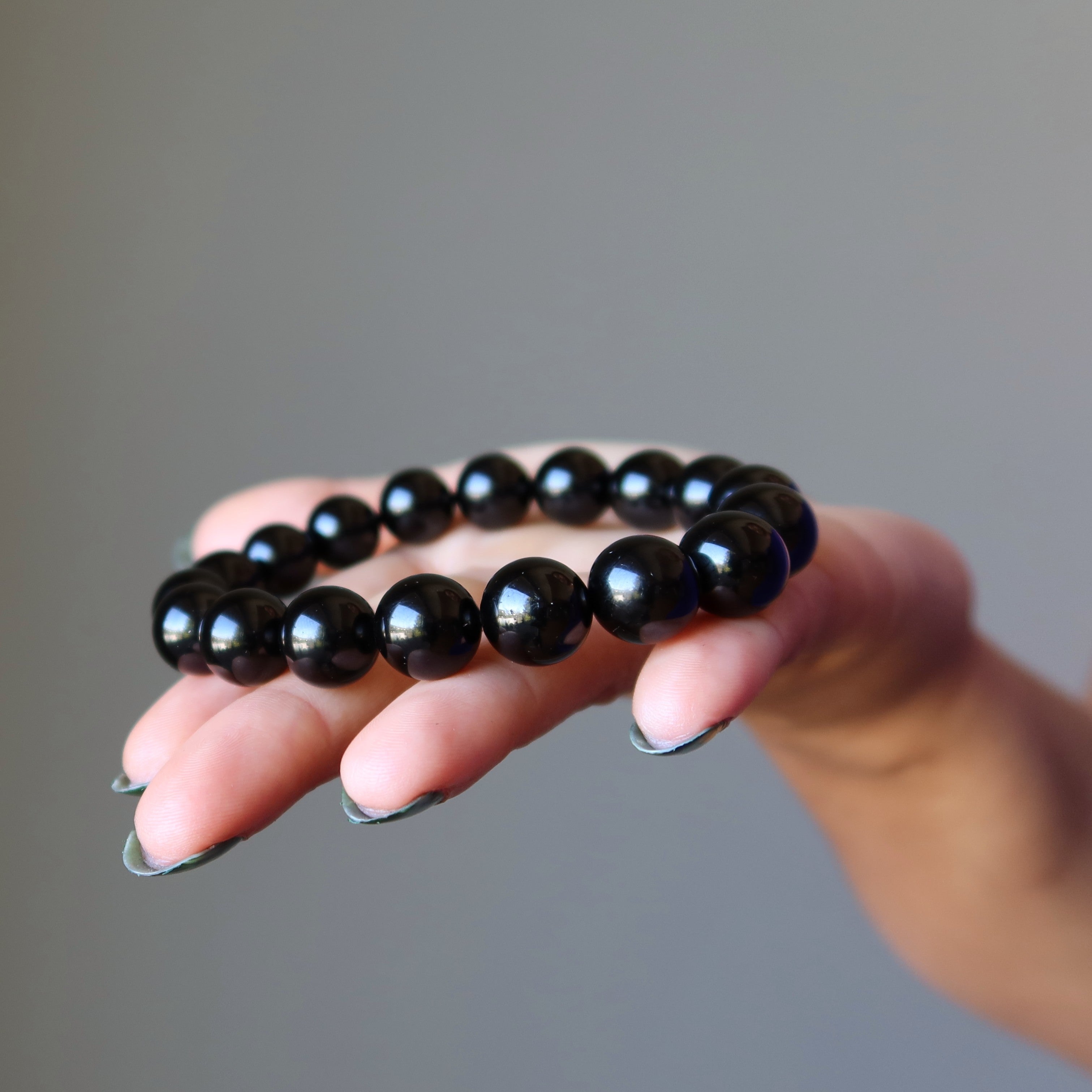 Black Obsidian Bracelet for Protection & Positive Energy - Spiritual Healing Jewelry for Stress Relief, Meditation & Chakra Balancing - Perfect for Yoga, Reiki & Daily Wear