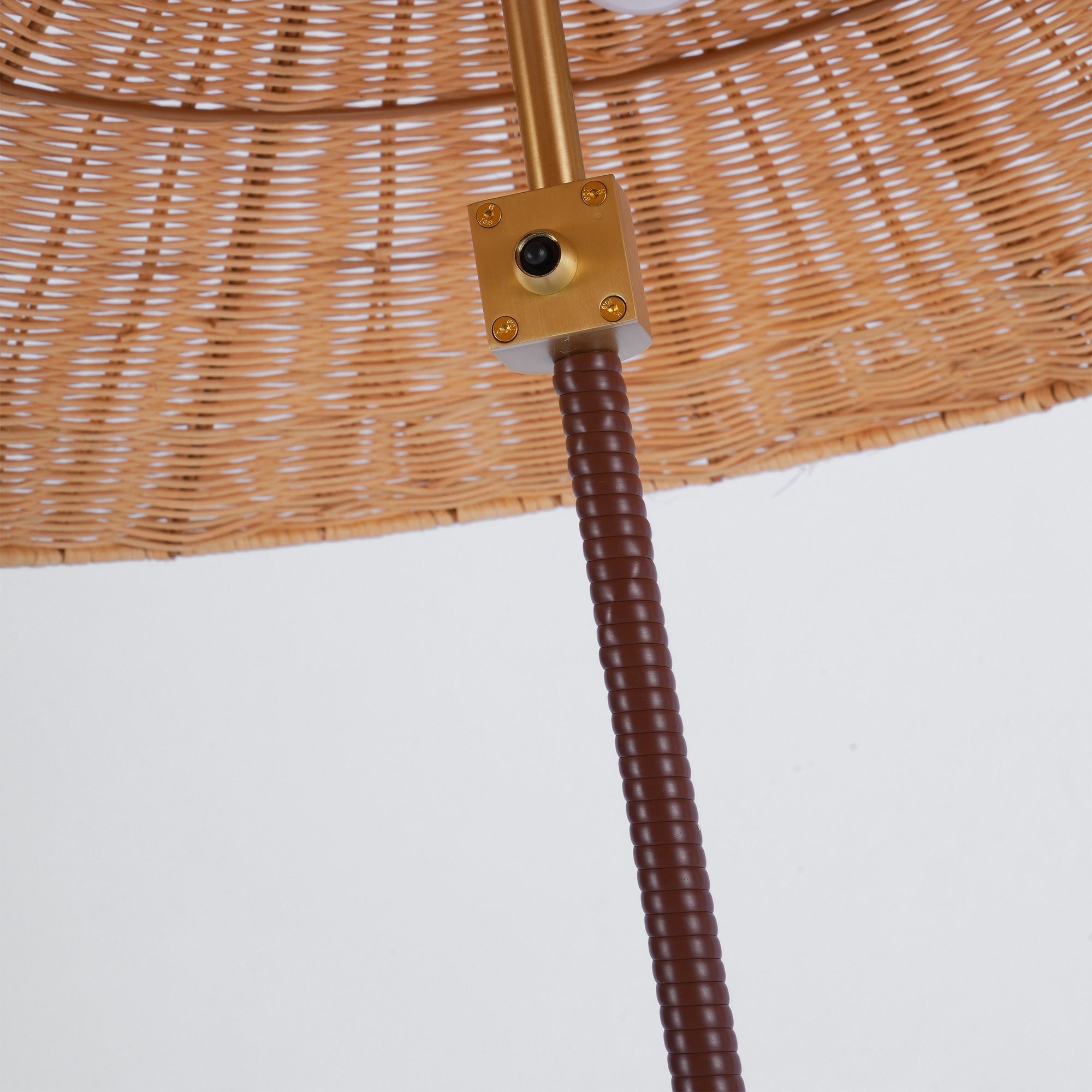 Modern Chinese Hat Floor Lamp - Stylish Rattan Shade for Living Room, Bedroom & Office Decor - Perfect for Cozy Ambiance and Reading Nook Lighting