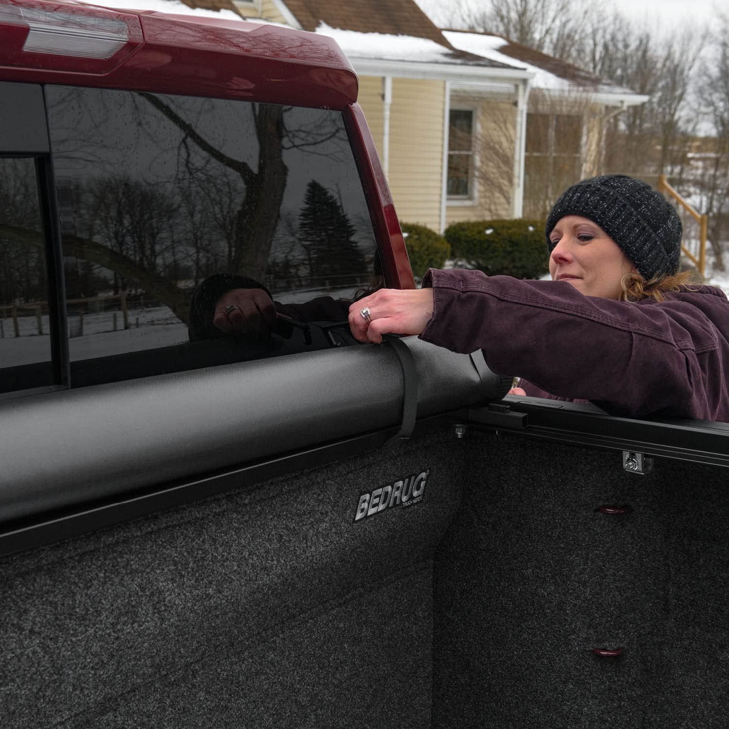 Gator ETX Soft Roll Up Truck Bed Tonneau Cover | Fits 2019-2025 Chevy Silverado & GMC Sierra | Compatible with MultiPro/Flex Tailgate | 6'7