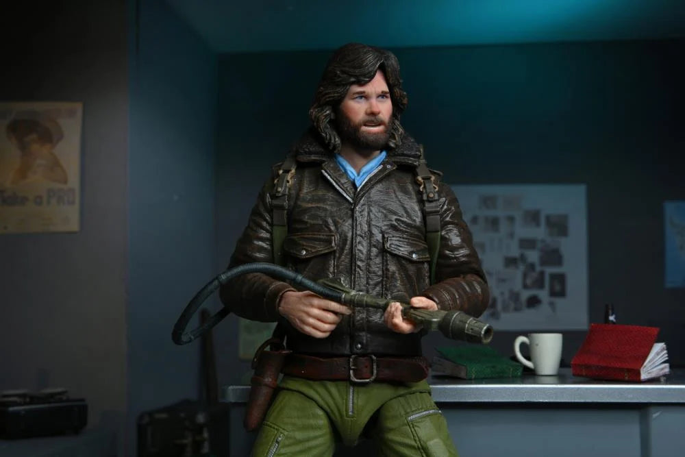 NECA The Thing Ultimate MacReady V2 Action Figure - Station Survival Edition - Collectible Horror Movie Toy for Fans & Display
