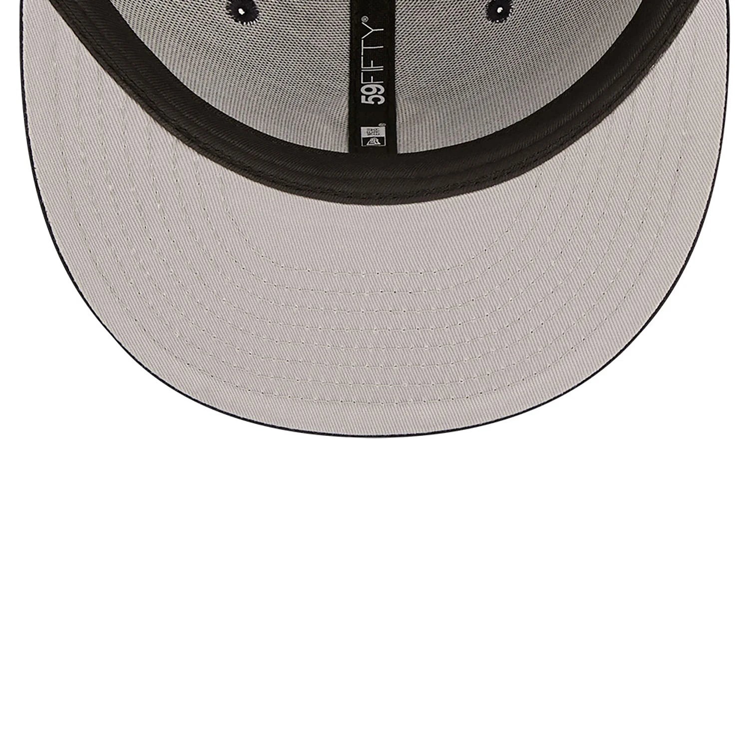 New York Yankees 1996 World Series Team Heart Navy 59FIFTY Fitted Hat for Men - Perfect for Baseball Games, Fan Gear & Streetwear Fashion
