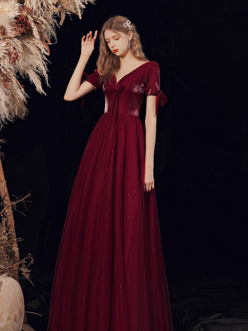 Elegant Burgundy A-Line V-Neck Tulle Long Prom Dress for Evening Gala & Formal Events | Perfect for Homecoming, Prom Night & Special Occasions