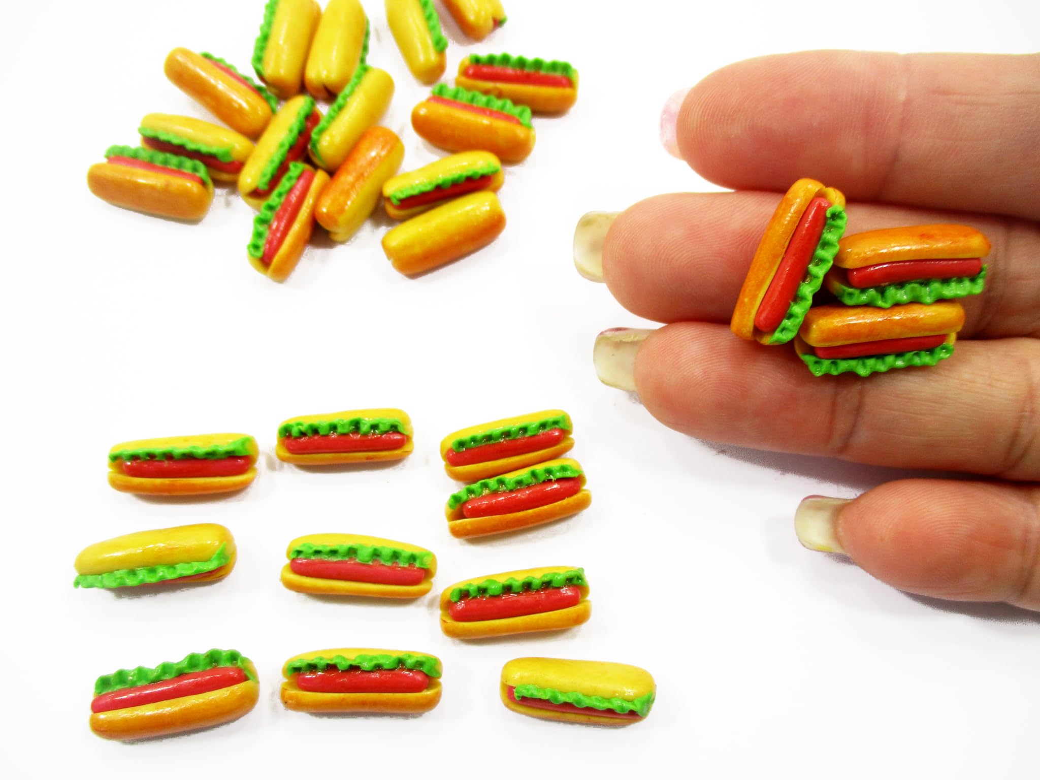 20-Piece Miniature Hot Dog Bread Bakery Set - Art Deco Dollhouse Food Accessories for Dolls House & Model Scenes | Perfect for Miniature Displays, DIY Crafts & Collectors