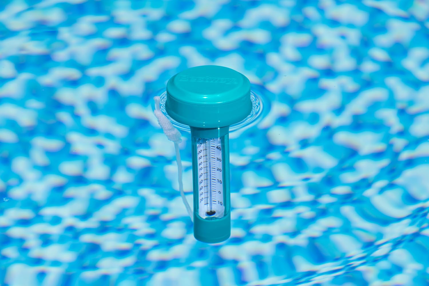 Bestway Floating Pool Thermometer for Swimming Pools, Hot Tubs, and Spas - Accurate Water Temperature Monitor for Comfortable Swimming & Relaxation