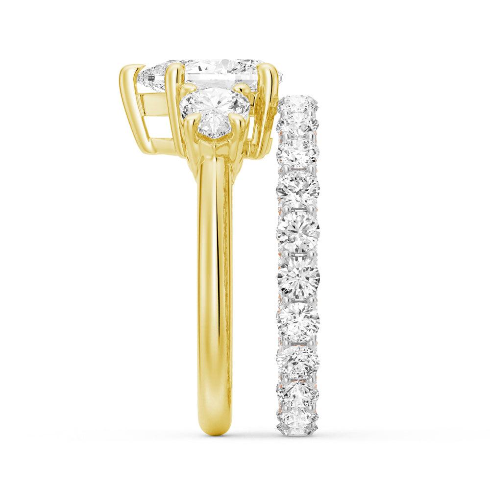 Exquisite Pear Shaped Three Stone Moissanite Engagement Ring for Women - Perfect for Proposals, Weddings & Anniversary Gifts
