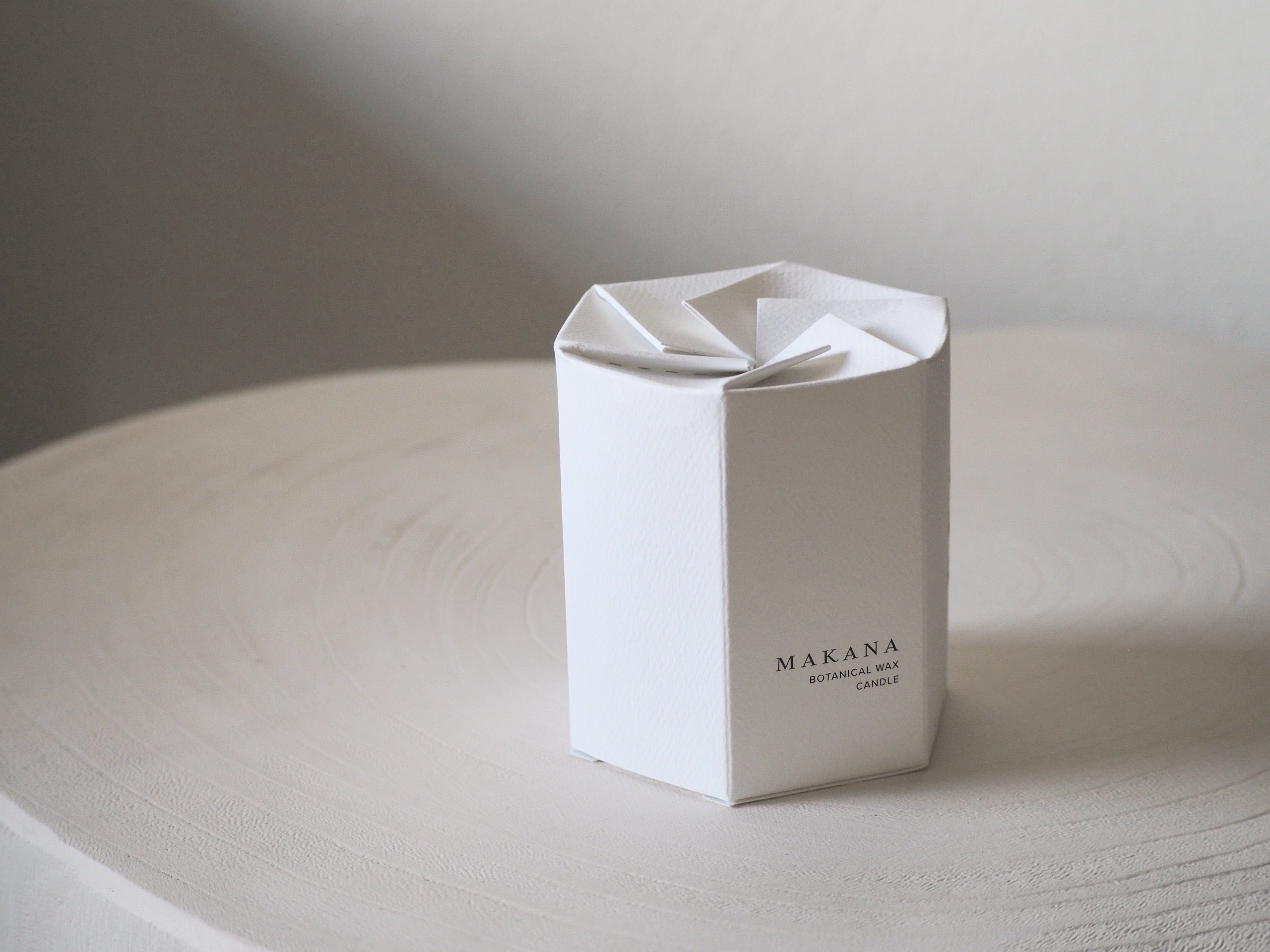 White Pearl Tuberose Scented Candle - Luxury Home Fragrance for Relaxation & Romantic Ambiance | Perfect for Bedroom, Bathroom & Living Room Decor