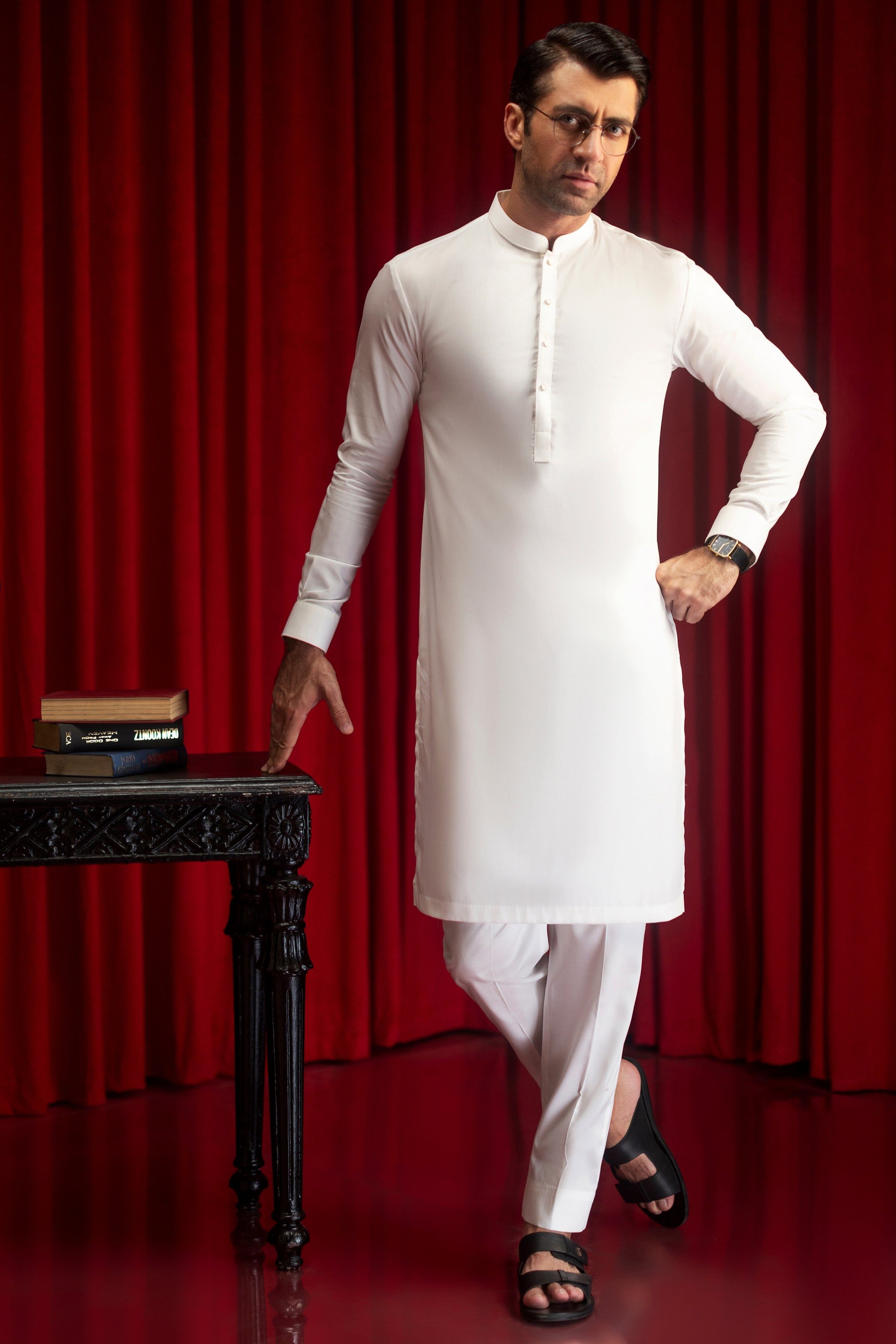 Blended White Kurta Trouser for Men & Women - Comfortable Cotton Ethnic Wear for Cast & Crew - Perfect for Festivals, Weddings & Cultural Events