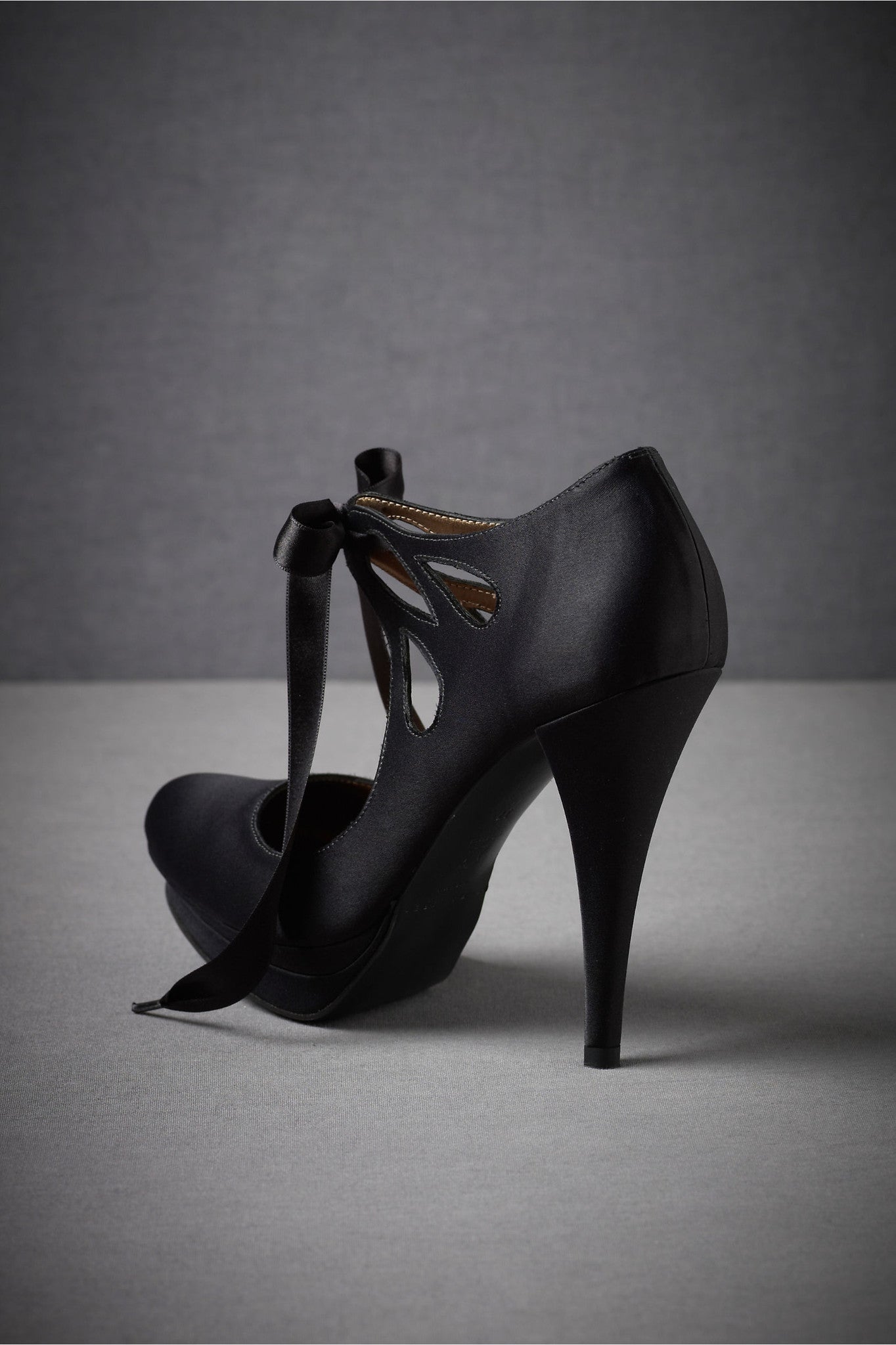 Stylish Bombshell Booties for Women - Trendy Chunky Heel Ankle Boots | Perfect for Fall Fashion, Night Out & Office Wear
