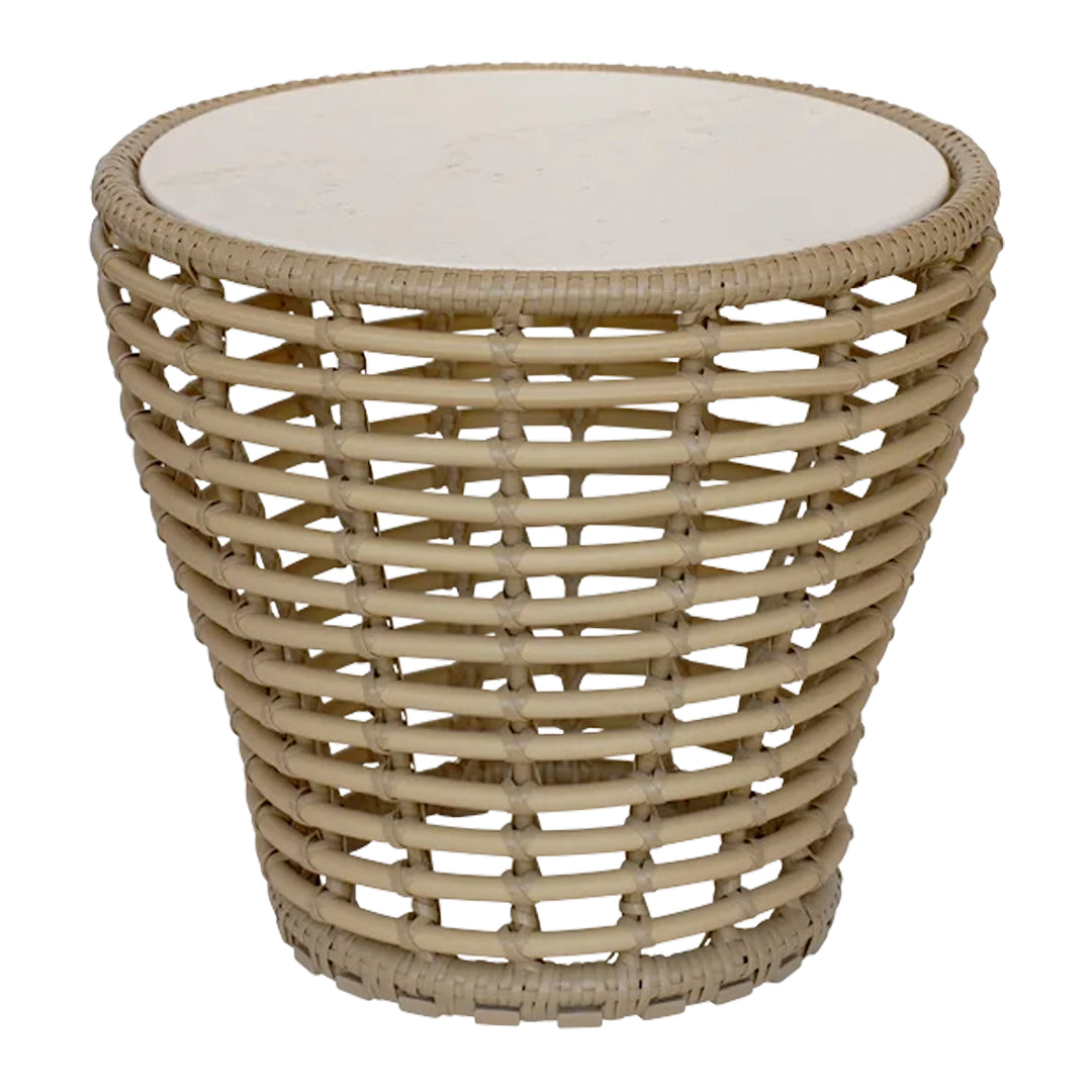 Outdoor Wicker Coffee Table - Small Rattan Side Table for Patio, Garden, Balcony & Porch - Perfect for Relaxing with Coffee or Drinks