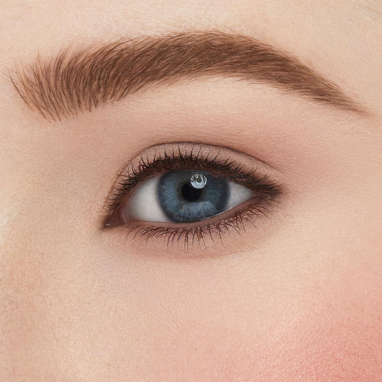 Nars Brow Perfector - Eyebrow Pencil & Gel for Perfectly Shaped Brows | Waterproof & Long-Lasting | Ideal for Daily Makeup & Professional Looks
