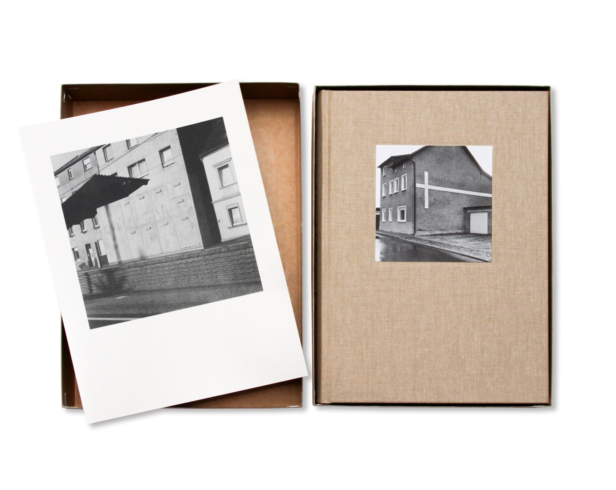 DEUTSCHLAND by Gerry Johansson - Special Edition Photography Book | Landscape & Urban Photography | Perfect for Art Collectors & Photography Enthusiasts