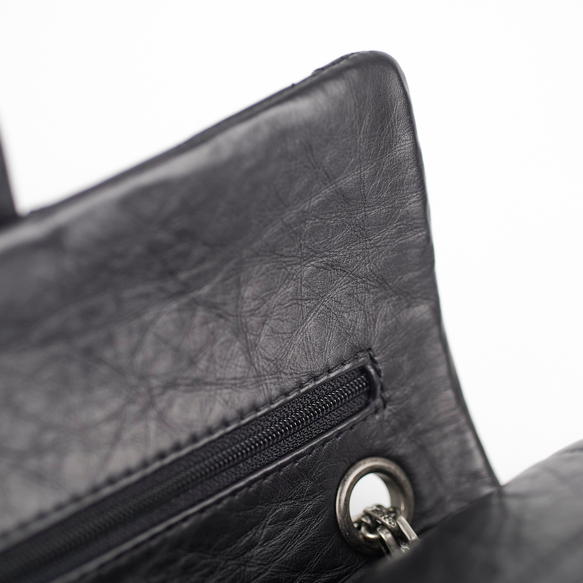 Authentic Chanel Reissue 225 Black Calfskin Leather Flap Bag - Luxury Handbag for Women, Perfect for Evening Events & Special Occasions